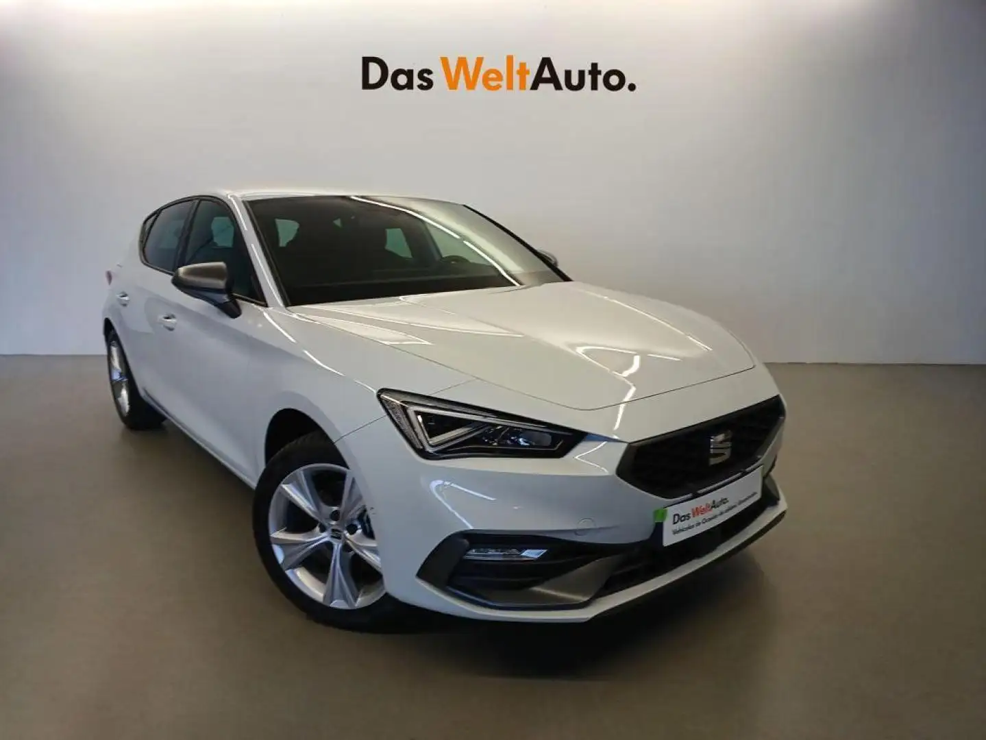 SEAT Leon 1.5 eTSI DSG-7 S&S FR Special Edition 150 Blanco - 1