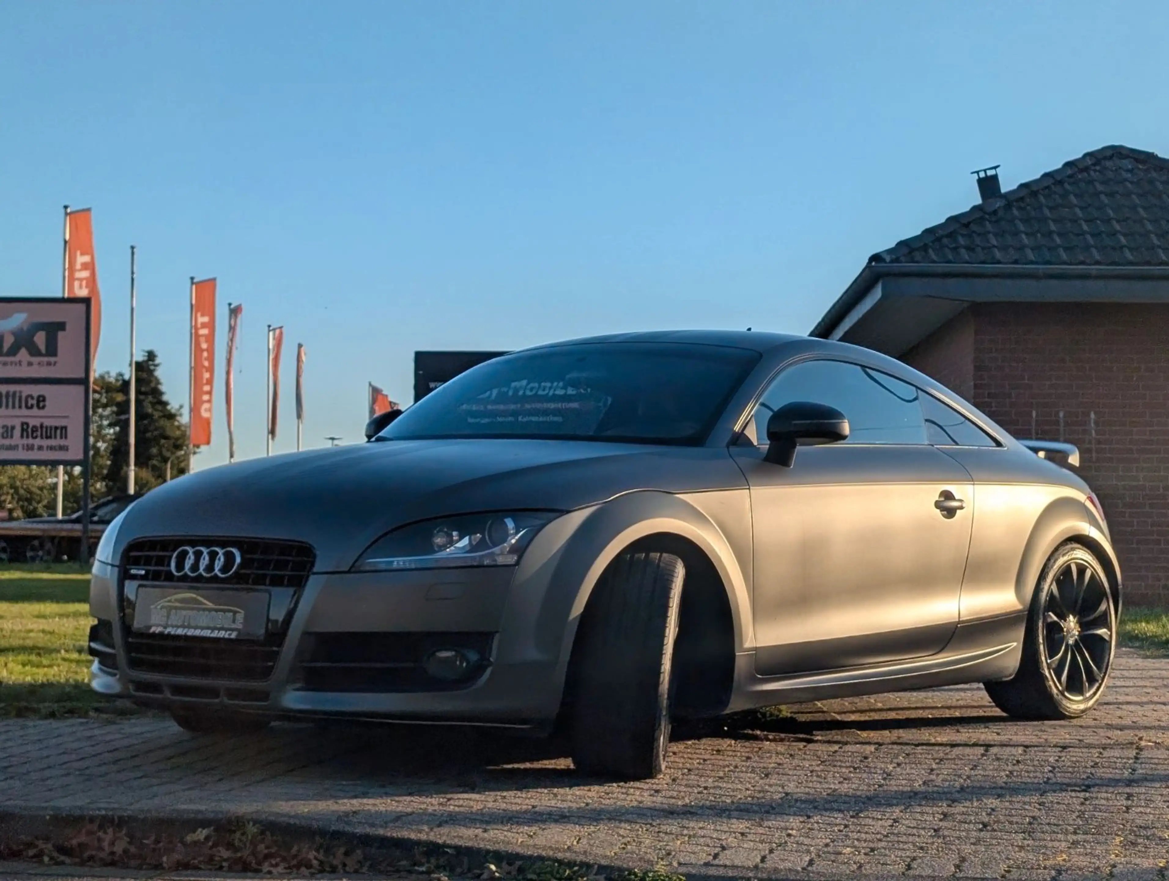 Audi TT Coupe/Roadster 3.2 Coupe quattro*LEDER*NAVI ! — photo 7