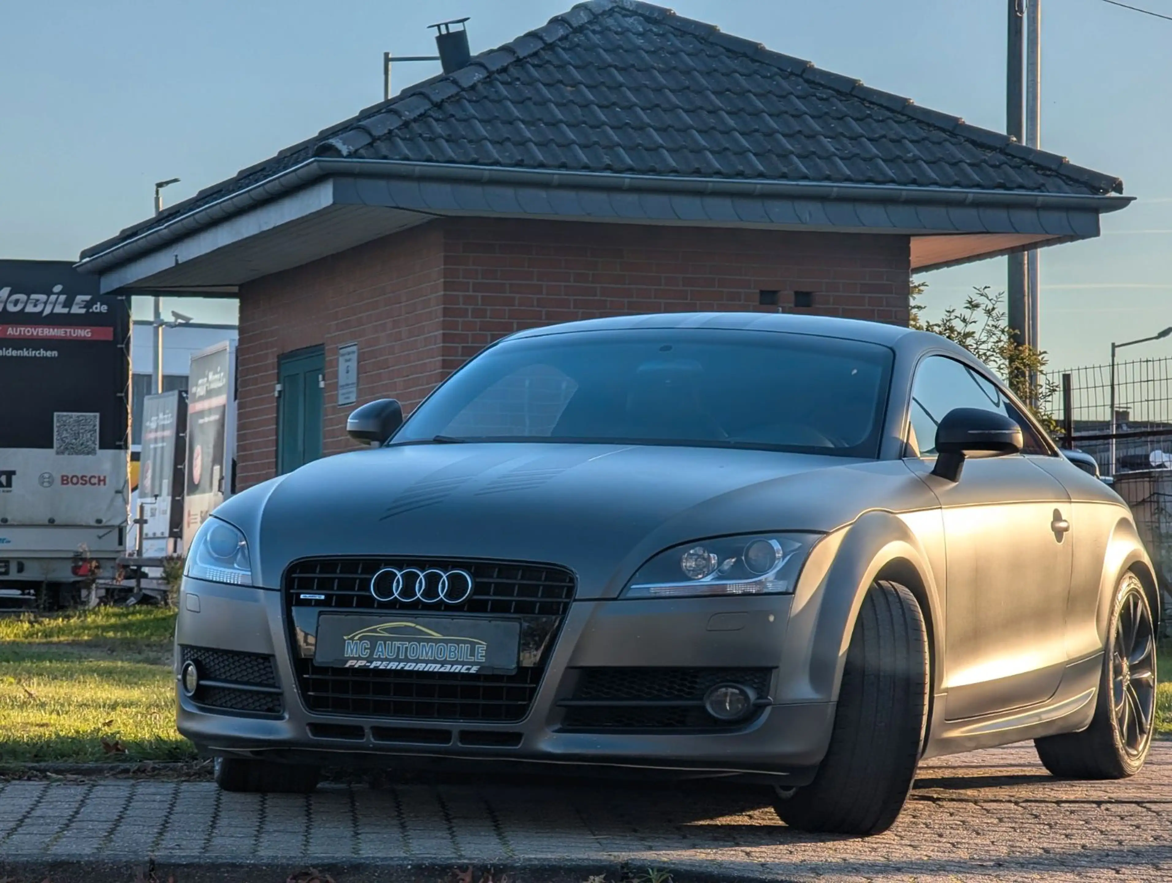 Audi TT Coupe/Roadster 3.2 Coupe quattro*LEDER*NAVI ! — photo 6