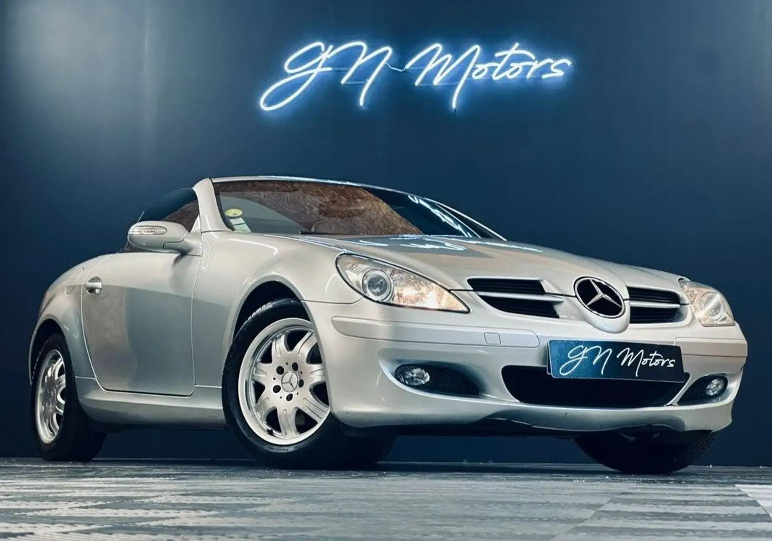 Mercedes-Benz SLK Classe Mercedes 200K Excellent état Entretien à jour Chauffe nuque Sièges chauffants Grau - 2