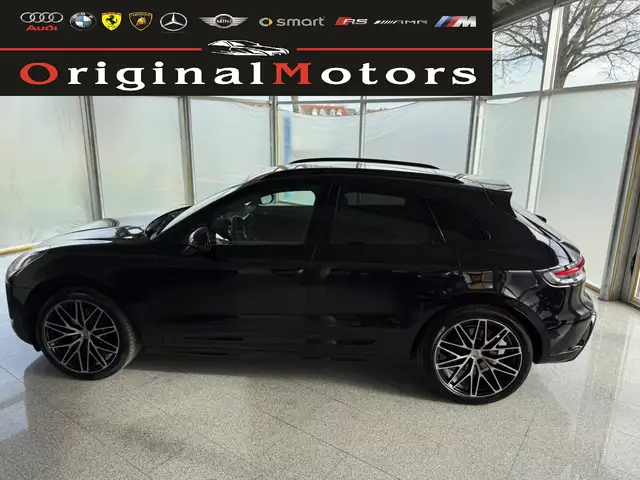 Porsche Macan main image