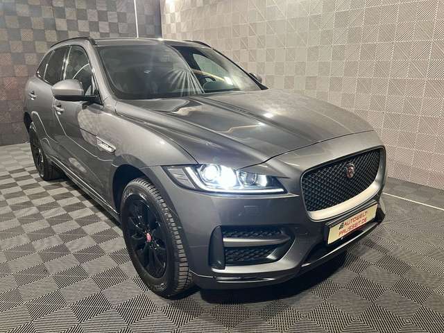 Imagine Jaguar F-Pace AWD*R-SPORT*MERIDIAN-R.KAM-SHZ-WLAN-19"