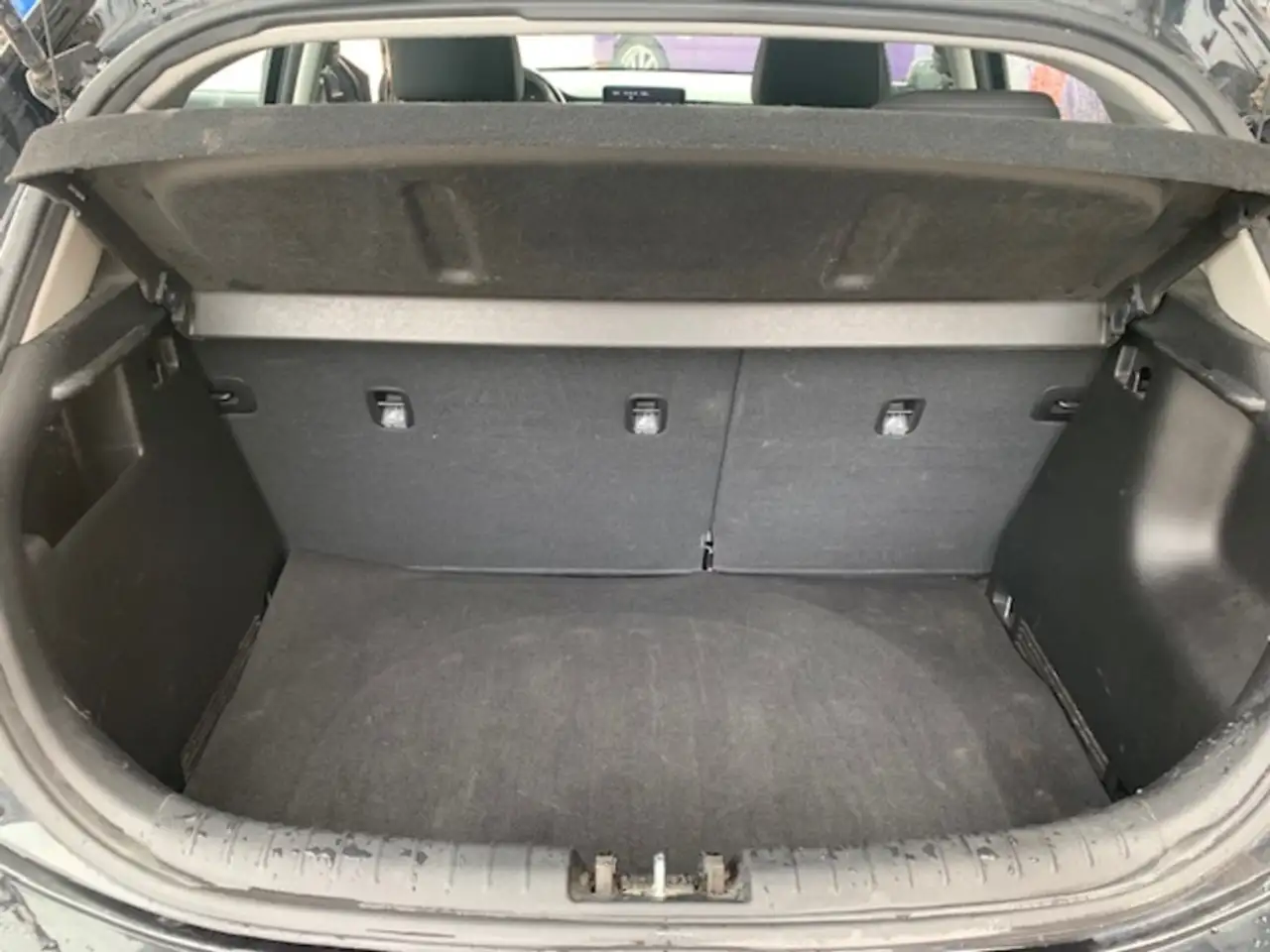 Kia Rio снимка Kia Rio