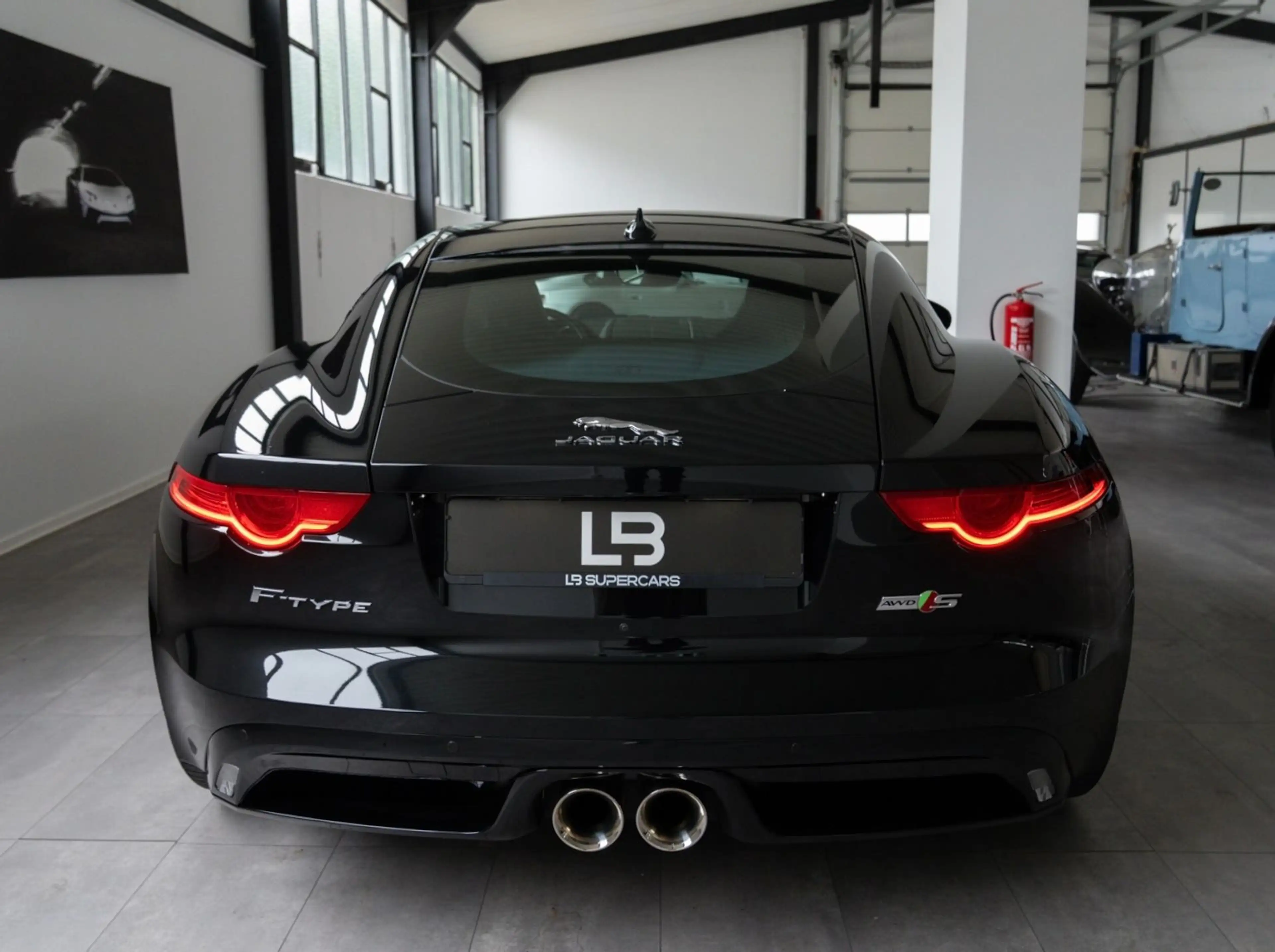 Jaguar F-Type V6 S AWD *Pano*Performanceseats*Memory* — photo 7