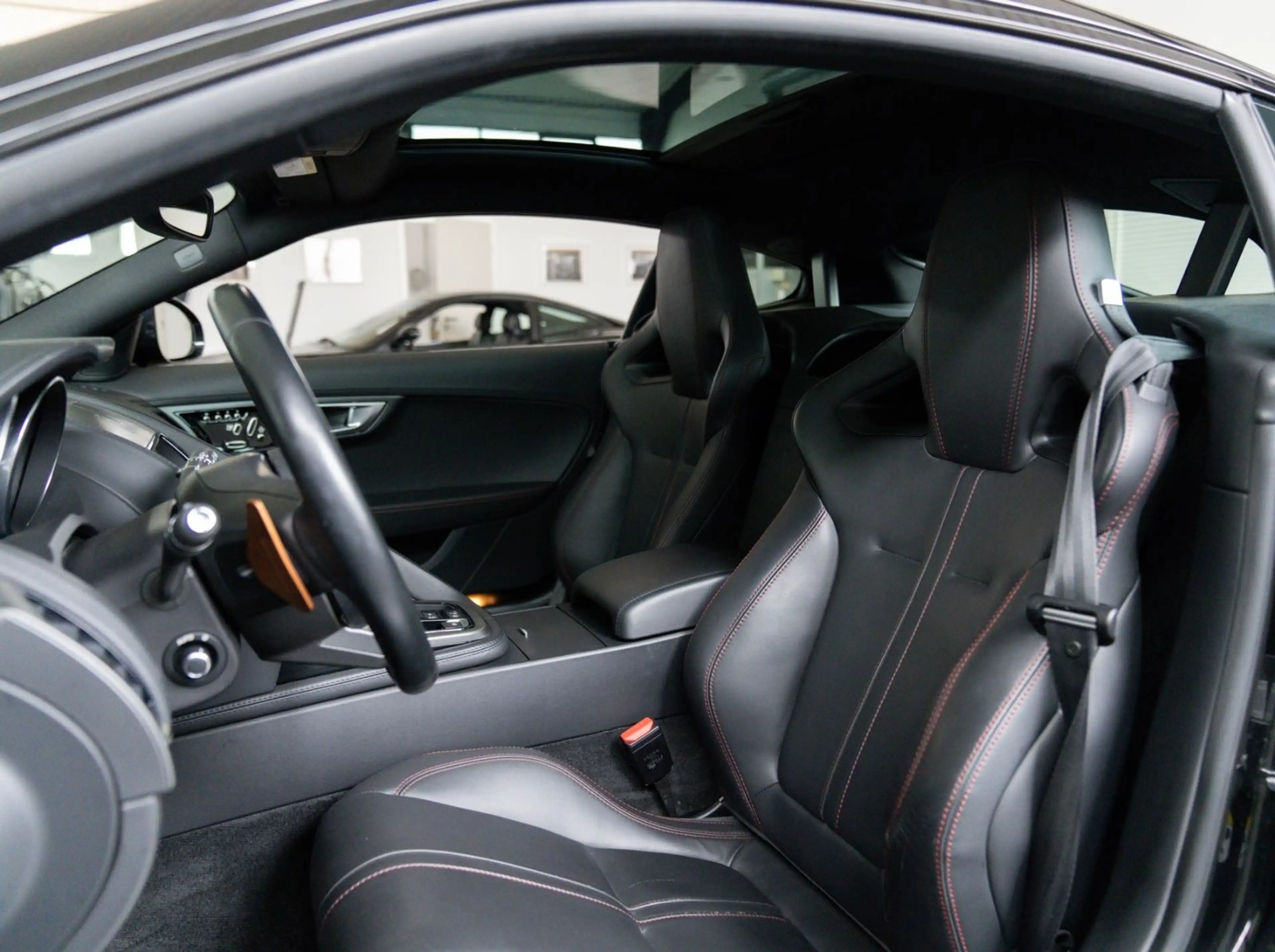 Jaguar F-Type V6 S AWD *Pano*Performanceseats*Memory* — photo 10