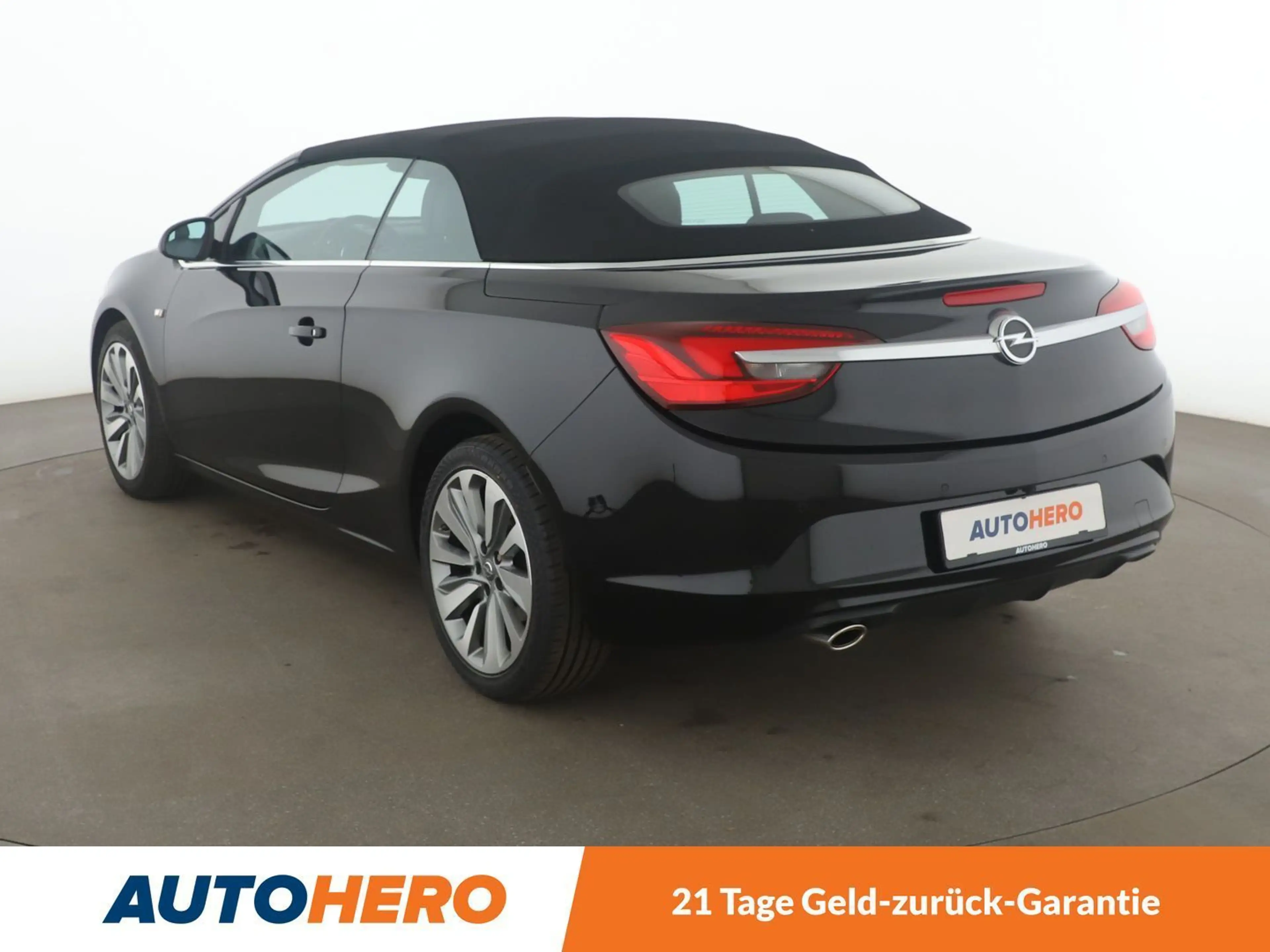 Opel Cascada 1.6 SIDI Turbo Innovation Aut.*NAVI*XENON*CAM*PDC* — photo 4