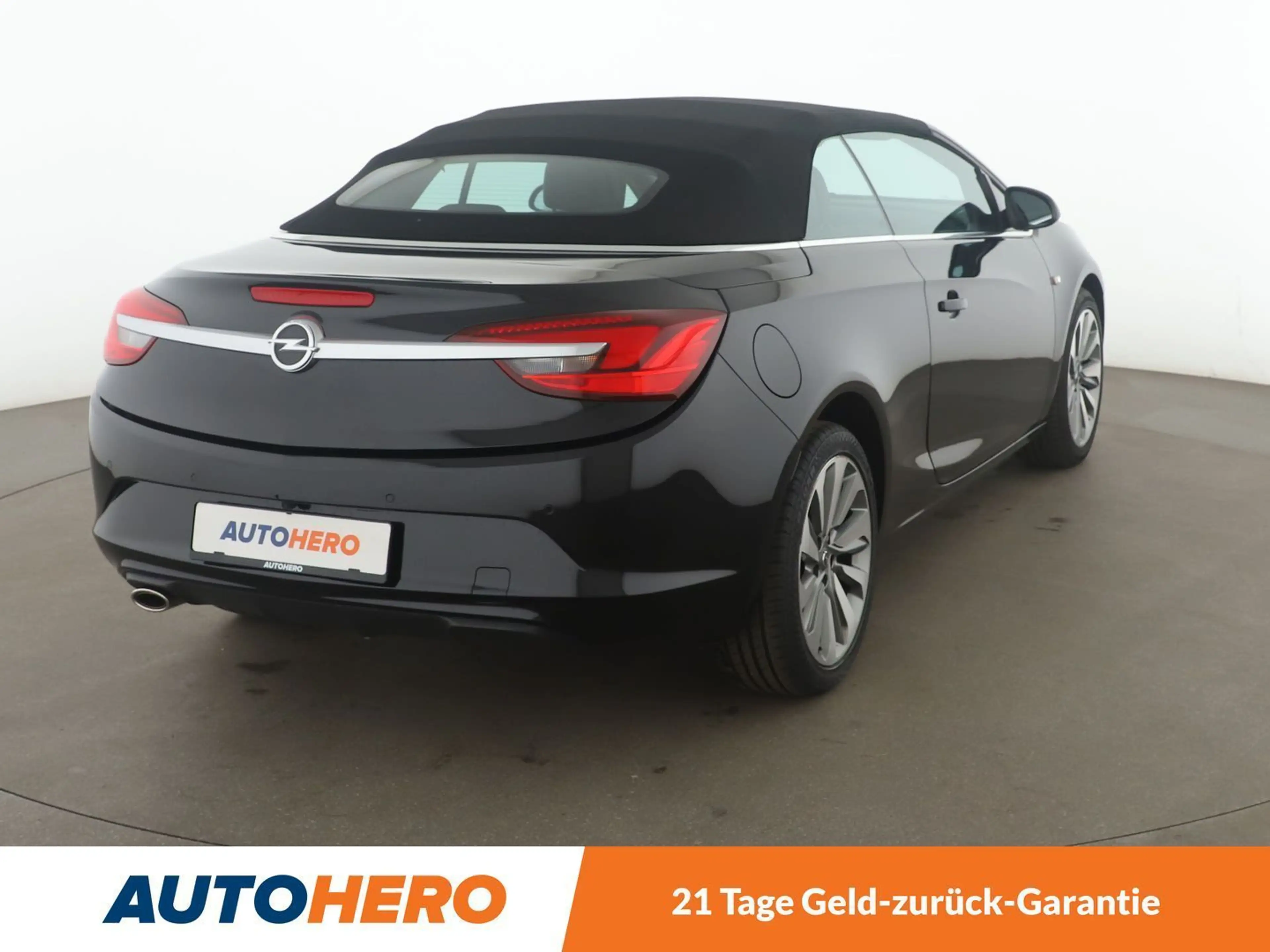 Opel Cascada 1.6 SIDI Turbo Innovation Aut.*NAVI*XENON*CAM*PDC* — photo 6