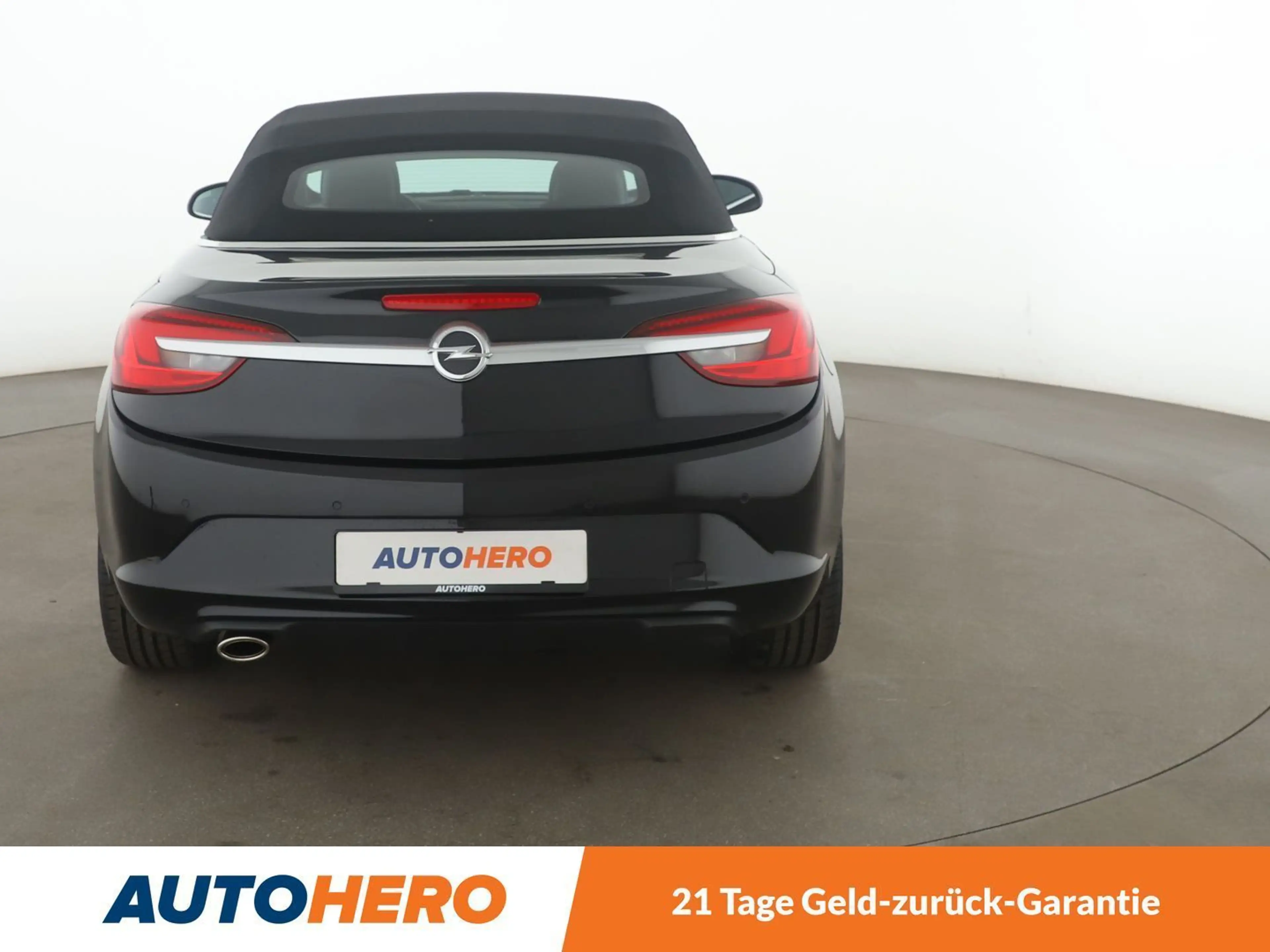 Opel Cascada 1.6 SIDI Turbo Innovation Aut.*NAVI*XENON*CAM*PDC* — photo 5