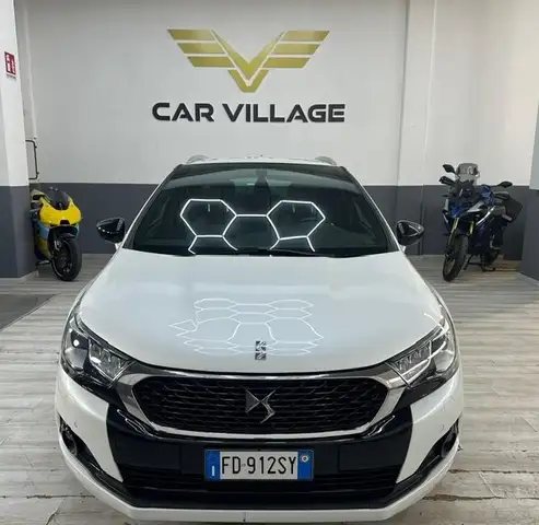 DS Automobiles DS 4 Crossback DS 4 Crossback BlueHDi 180 S&S EAT6 Sport Chic