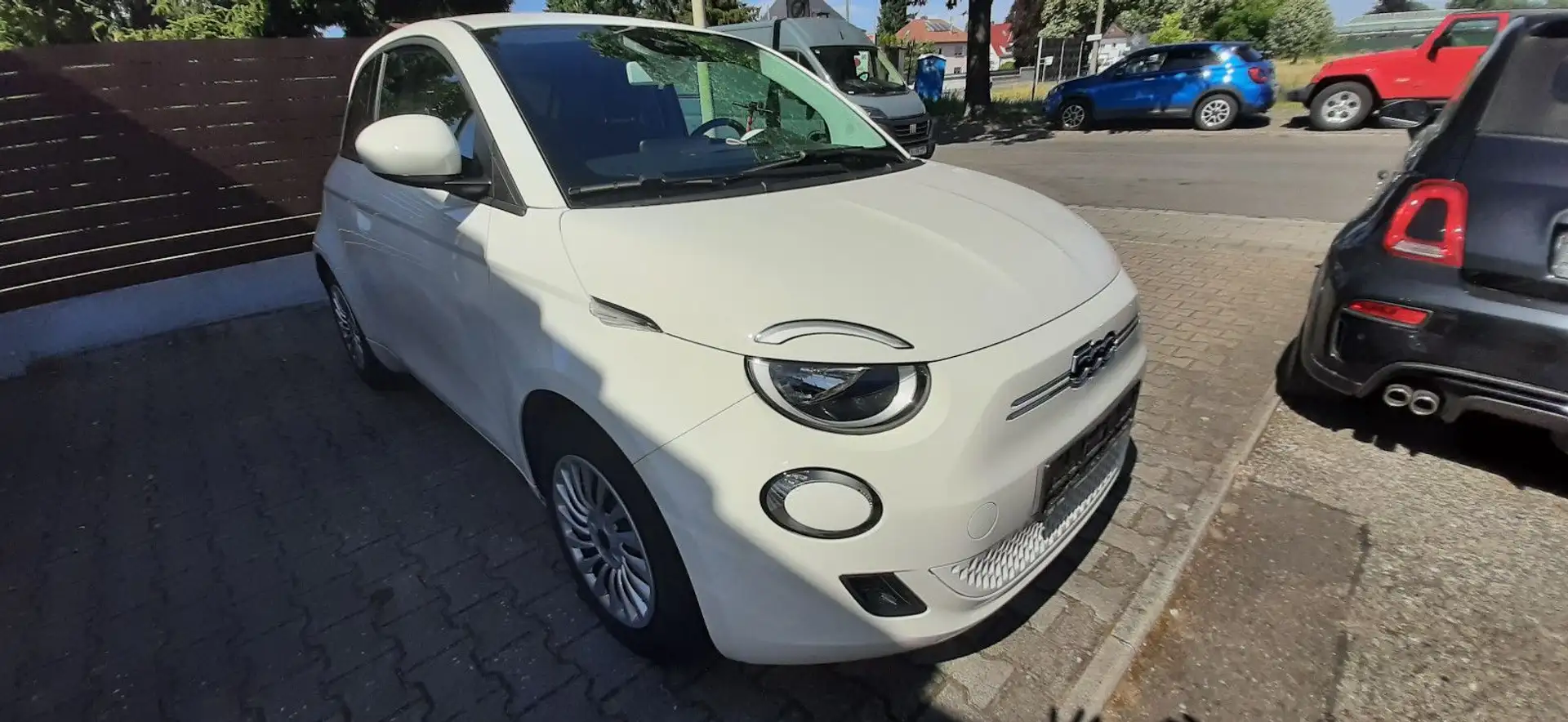 Fiat 500e 3+1 Weiß - 1