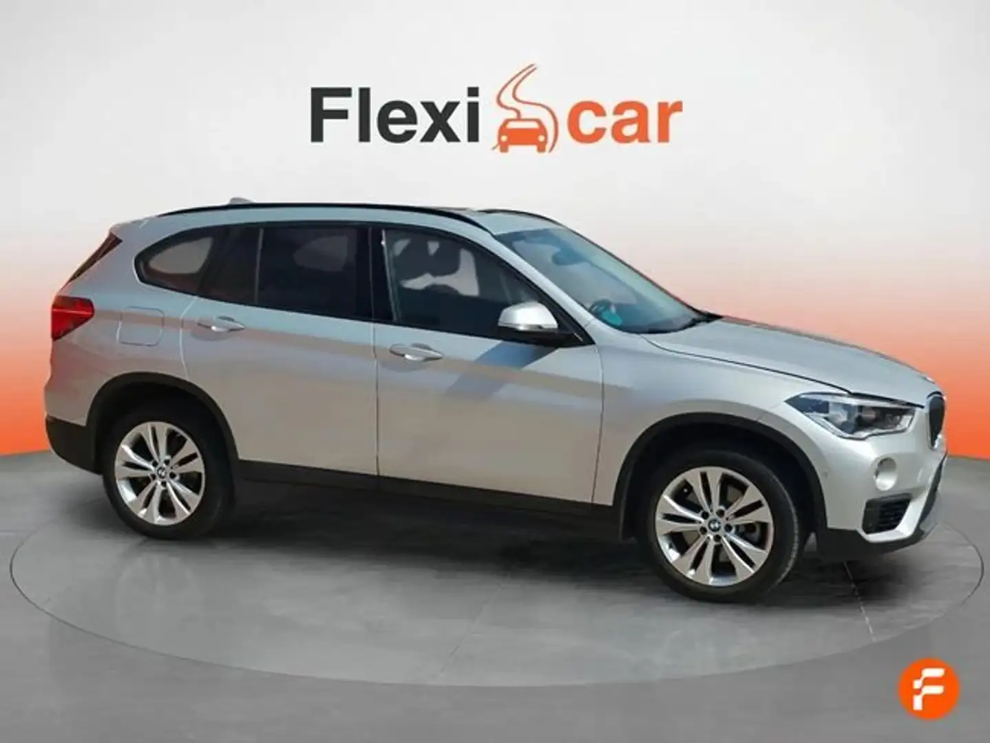 BMW X1 sDrive 20iA Gris - 2