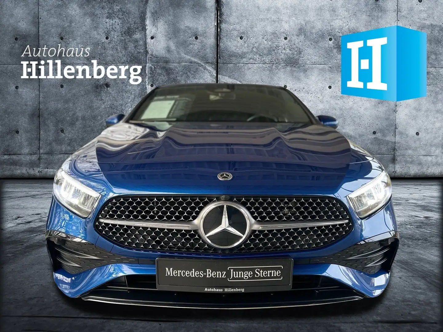 Mercedes-Benz A 250 e AMG; KEYLESS; Distronic; Totwinkel; LED Schwarz - 2