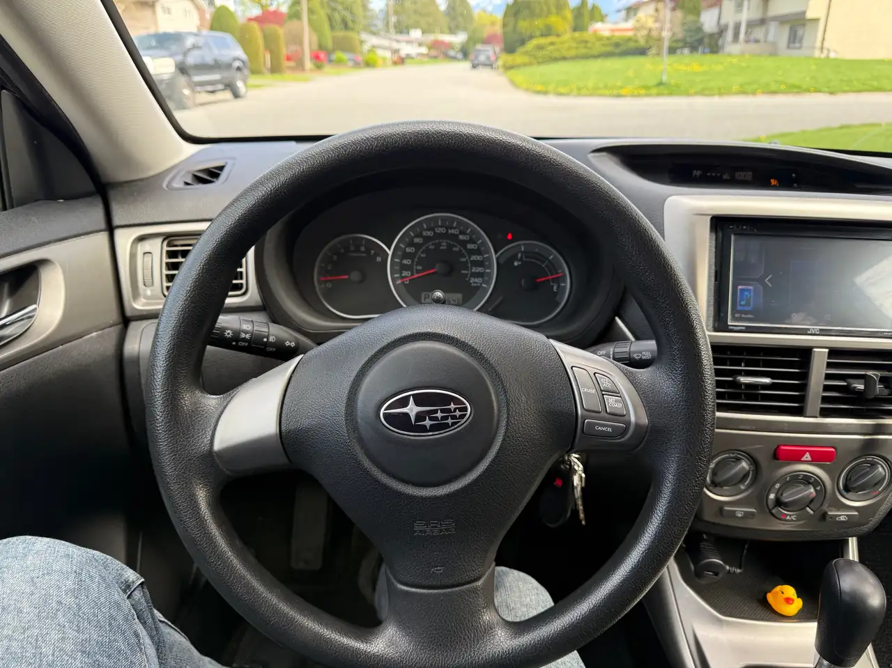 Subaru Impreza снимка Subaru Impreza
