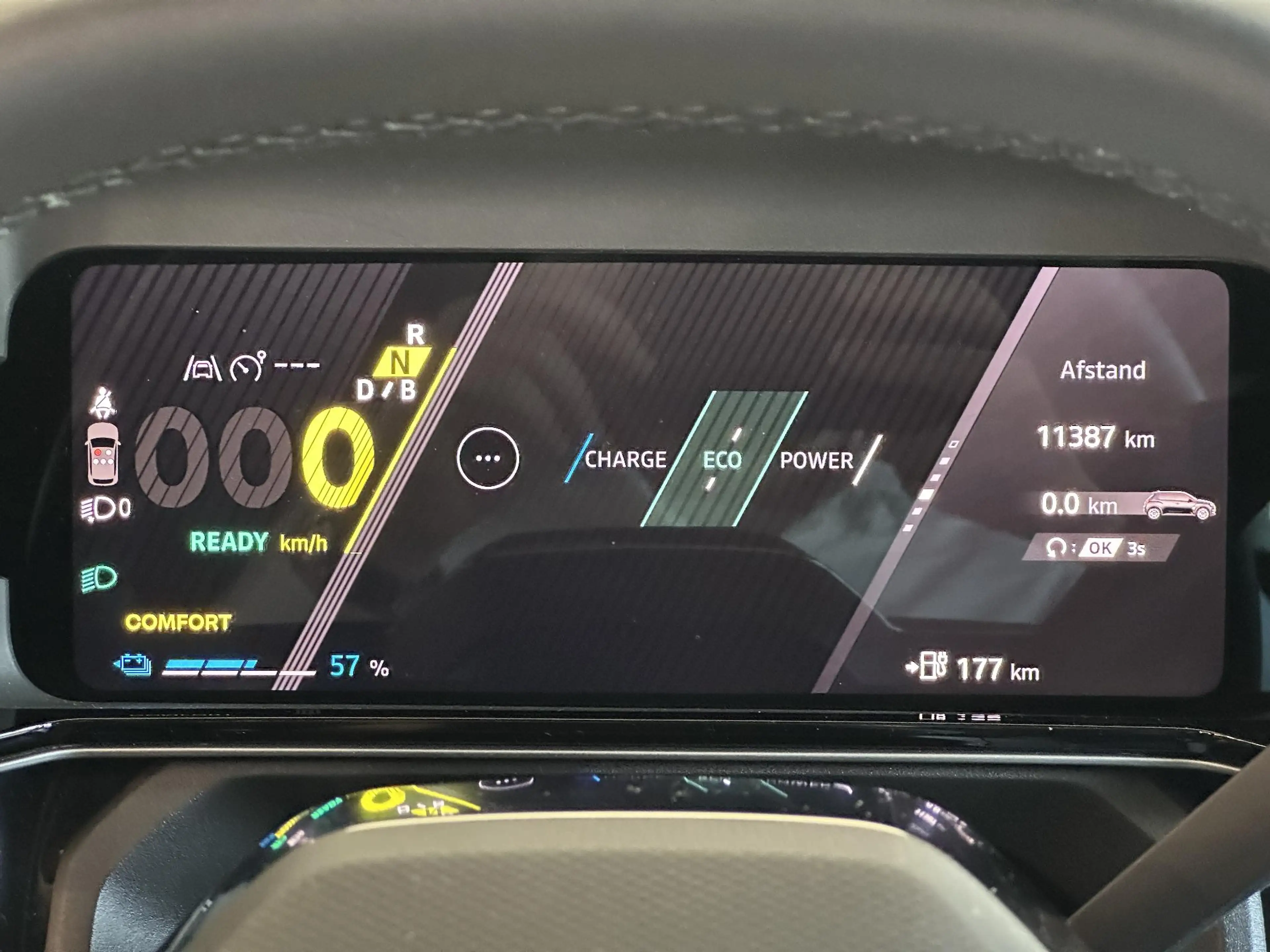 Renault R 5 urban range iconic cinq 40 kWh LAGE KM-STAND | 1E — photo 4