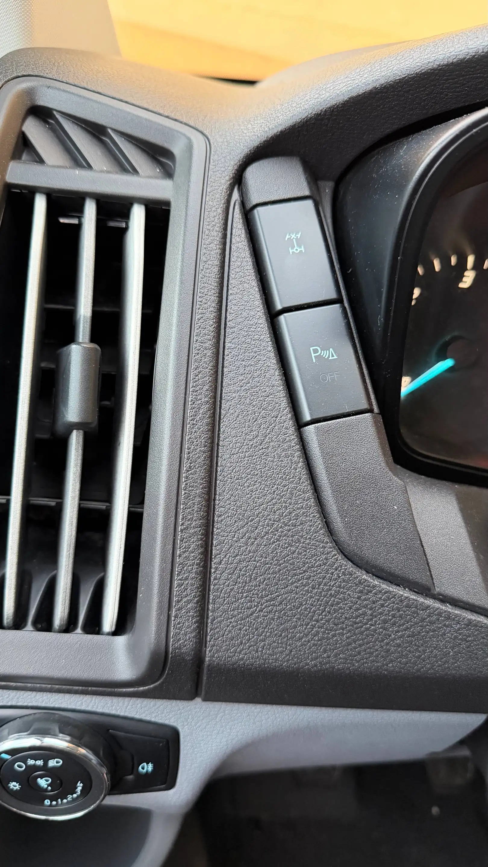 Ford Transit 350 L2 H2 DOKKA ALLRAD — photo 15