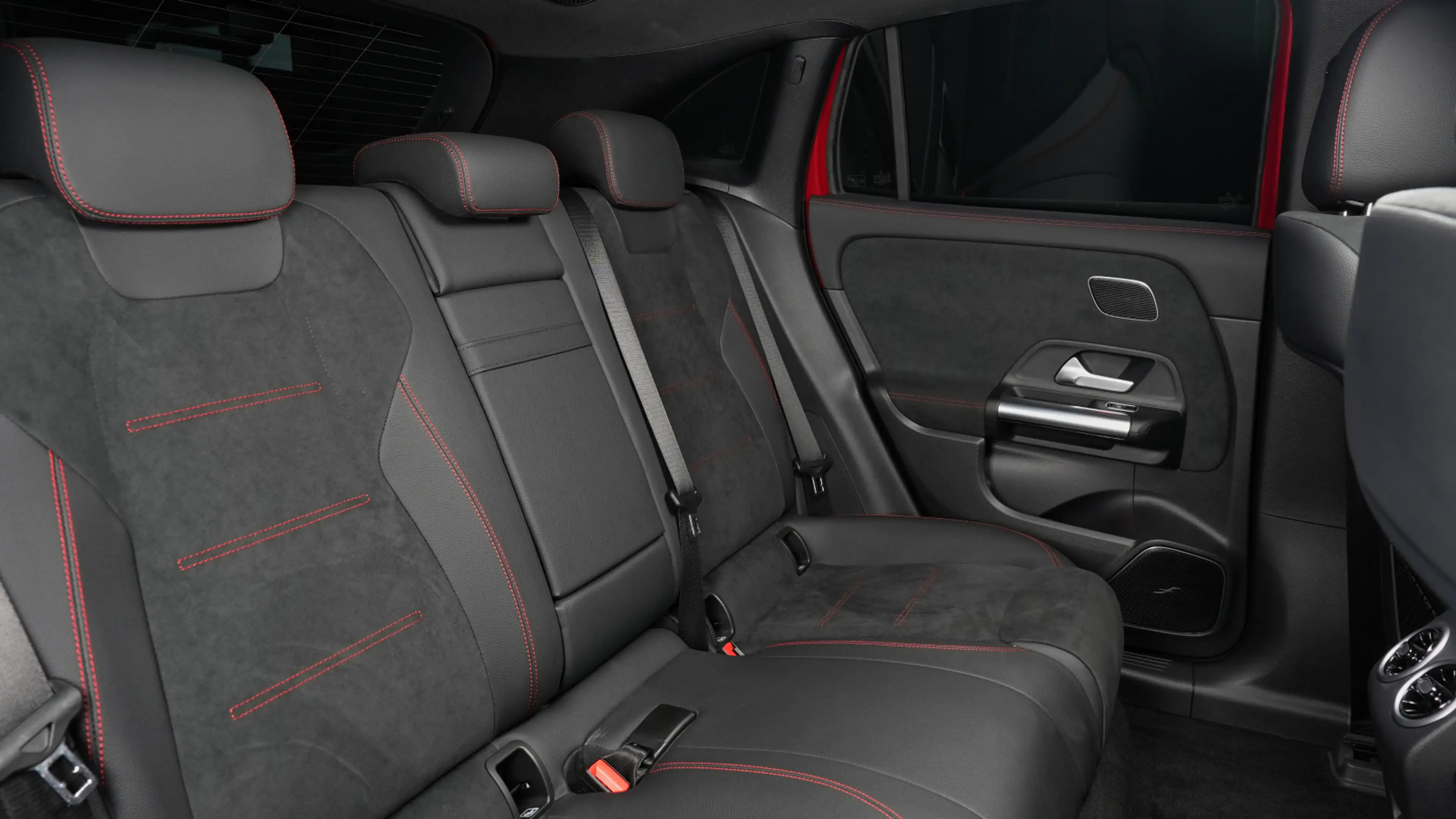 Mercedes-Benz EQA 250 EQA 250 + AMG Line Navi/Distronic/Klima/LED/BC — photo 11