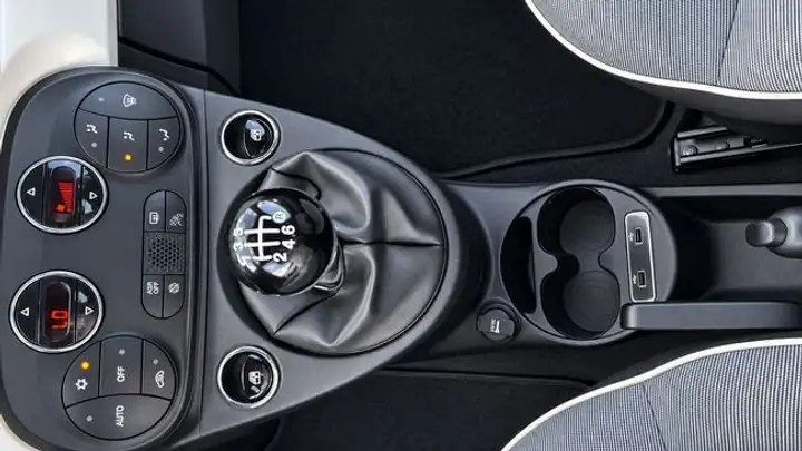 Fiat 500 2020, foto 10