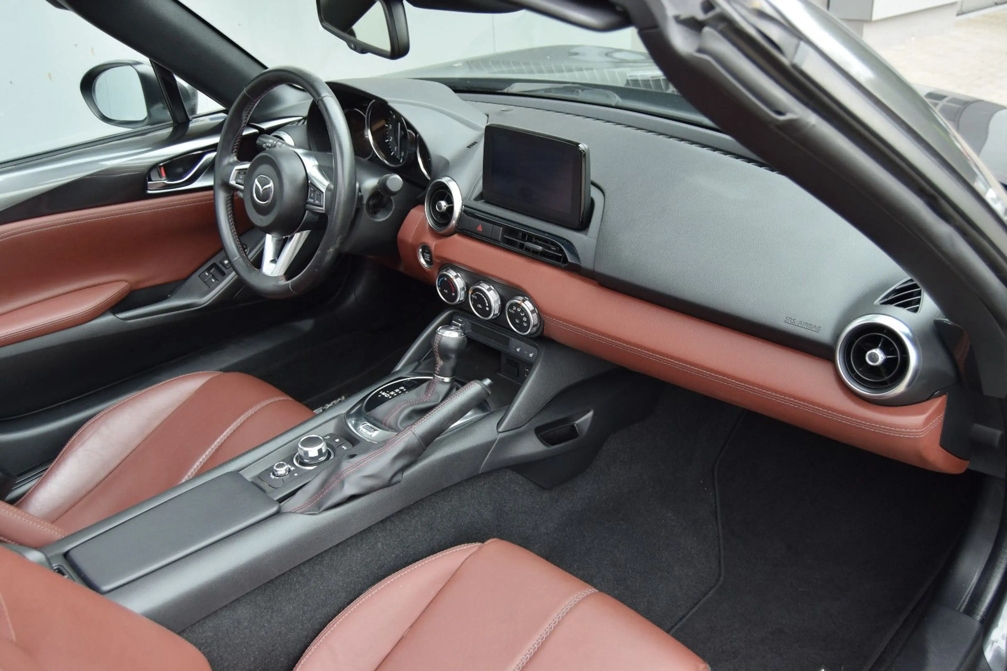 Mazda MX-5 RF!AUTOMATIK! Sports-Line,Navi,Leder,LED,,, — photo 11