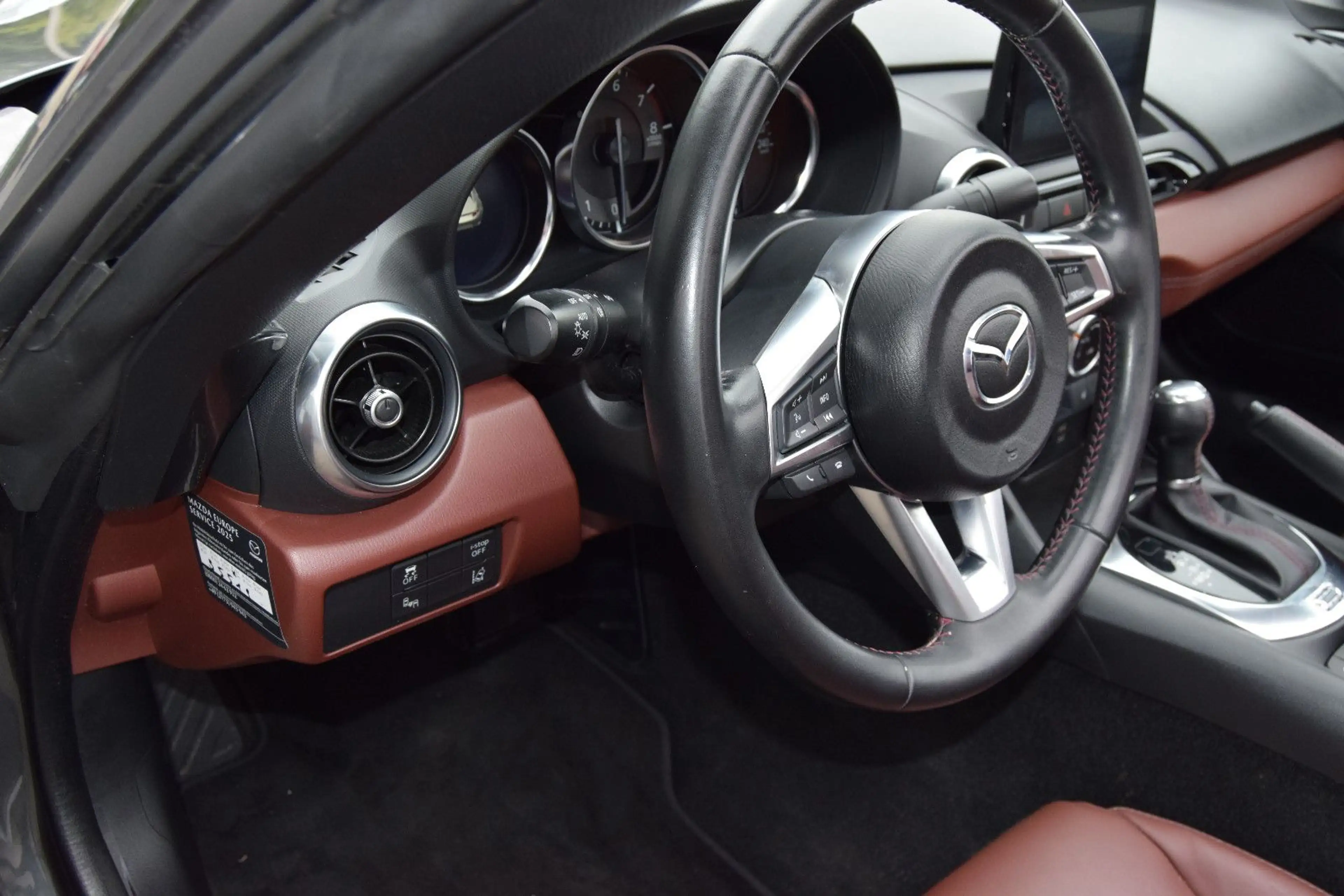 Mazda MX-5 RF!AUTOMATIK! Sports-Line,Navi,Leder,LED,,, — photo 12