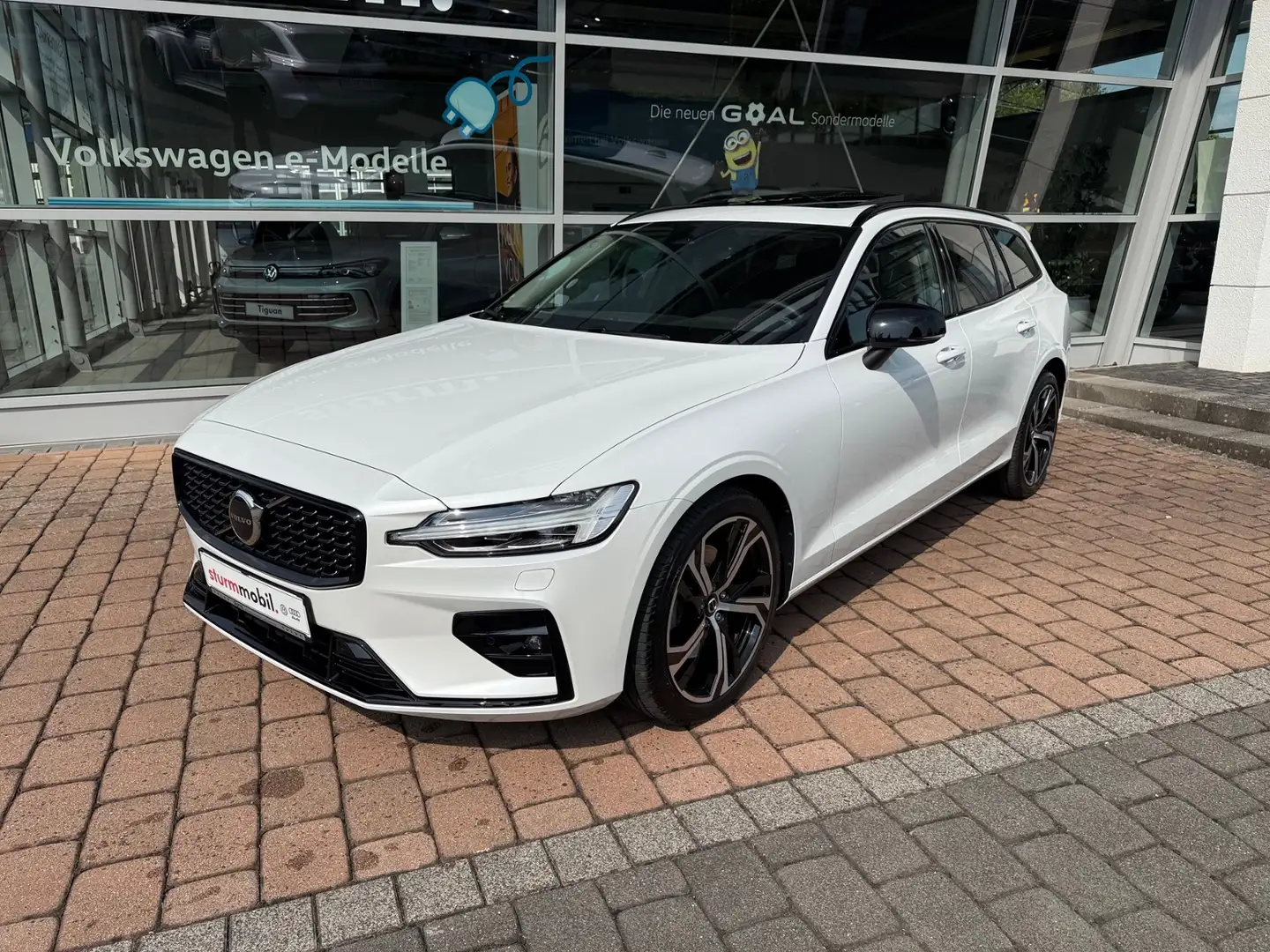 Volvo V60 Kombi Plus Dark Blanc - 2