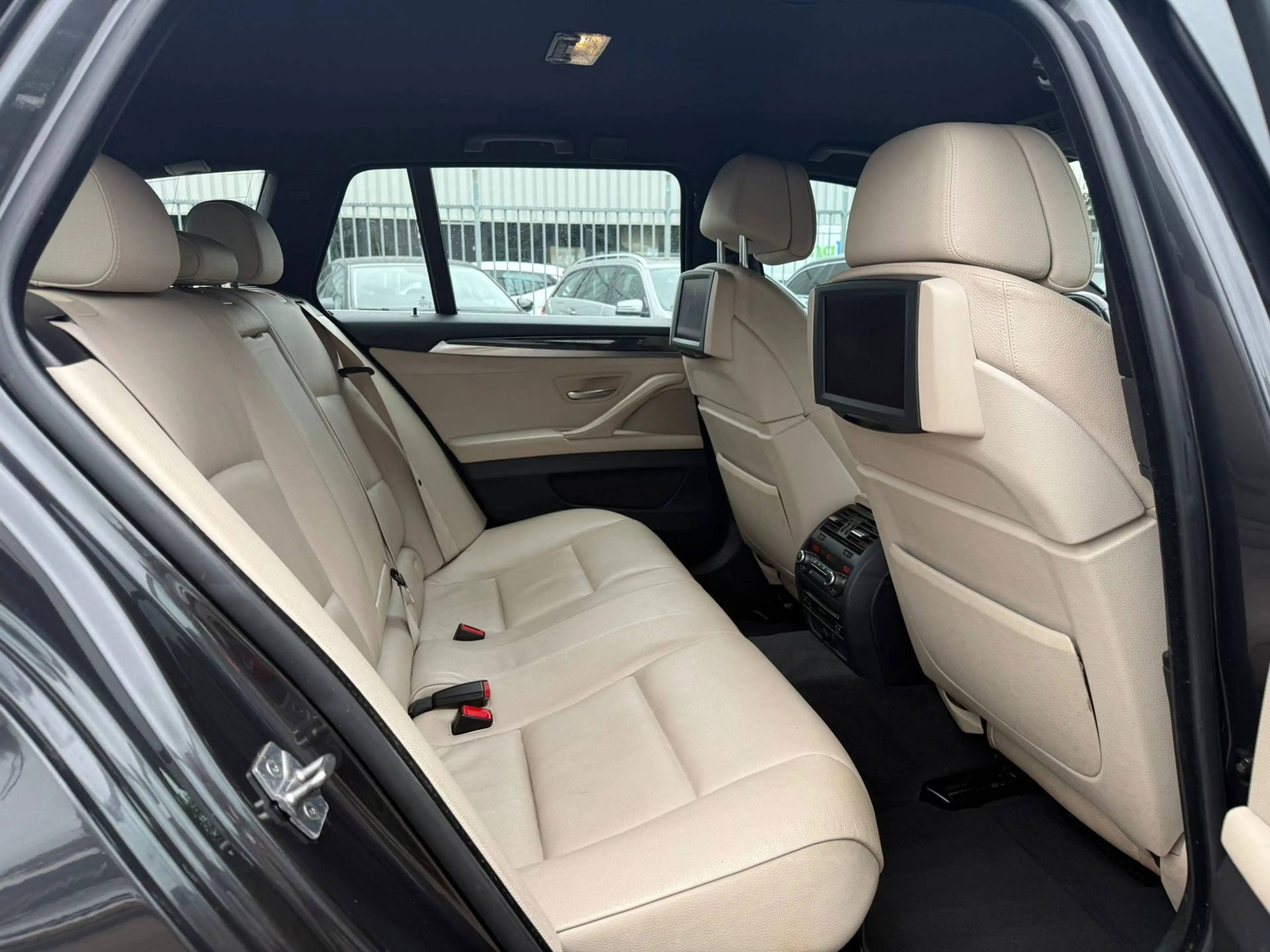 BMW 535 5-serie Touring 535i High Executive | Full Option — photo 14
