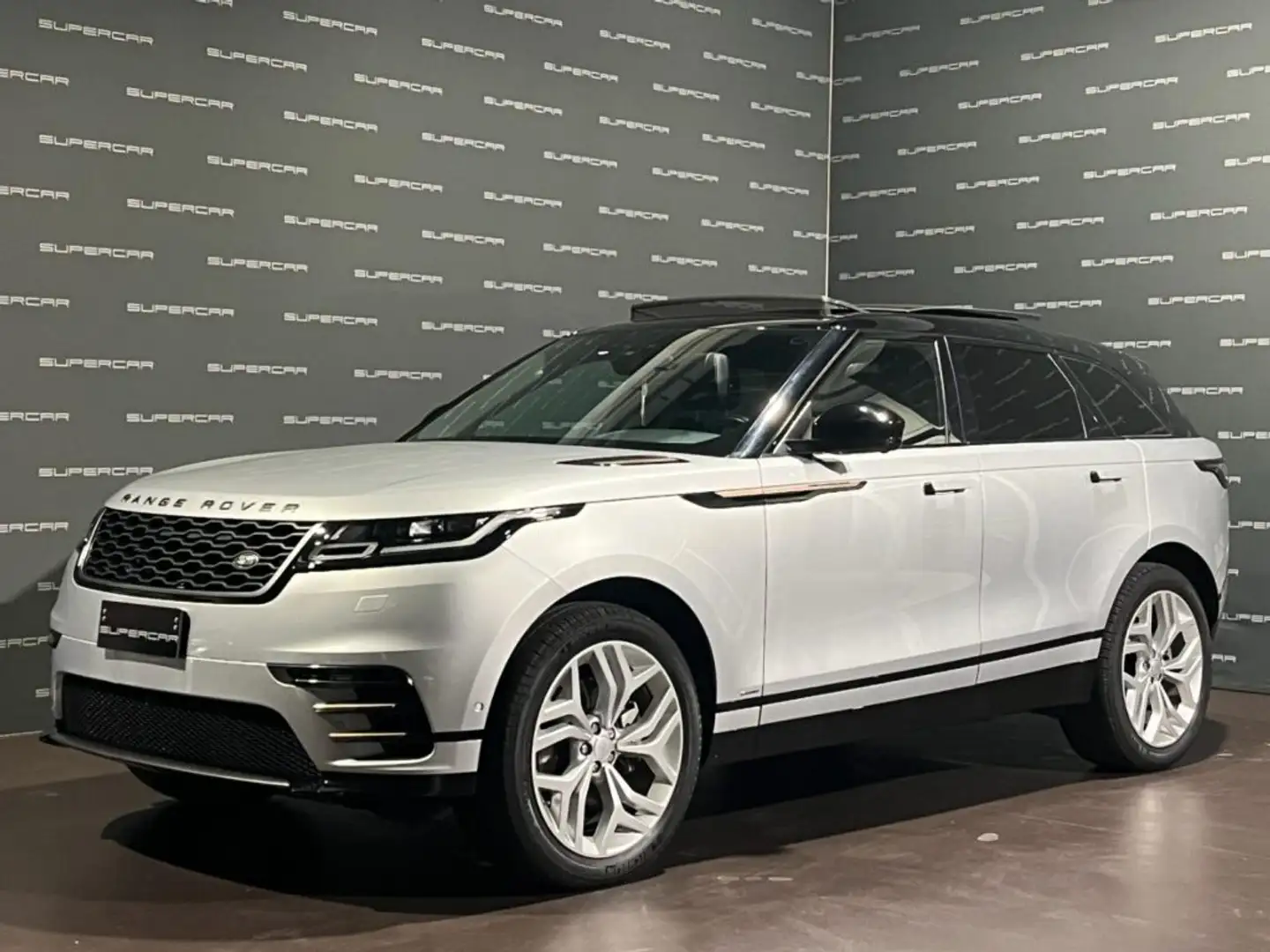 Land Rover Range Rover Velar 3.0D V6 275 CV R-Dynamic SE Gümüş rengi - 1