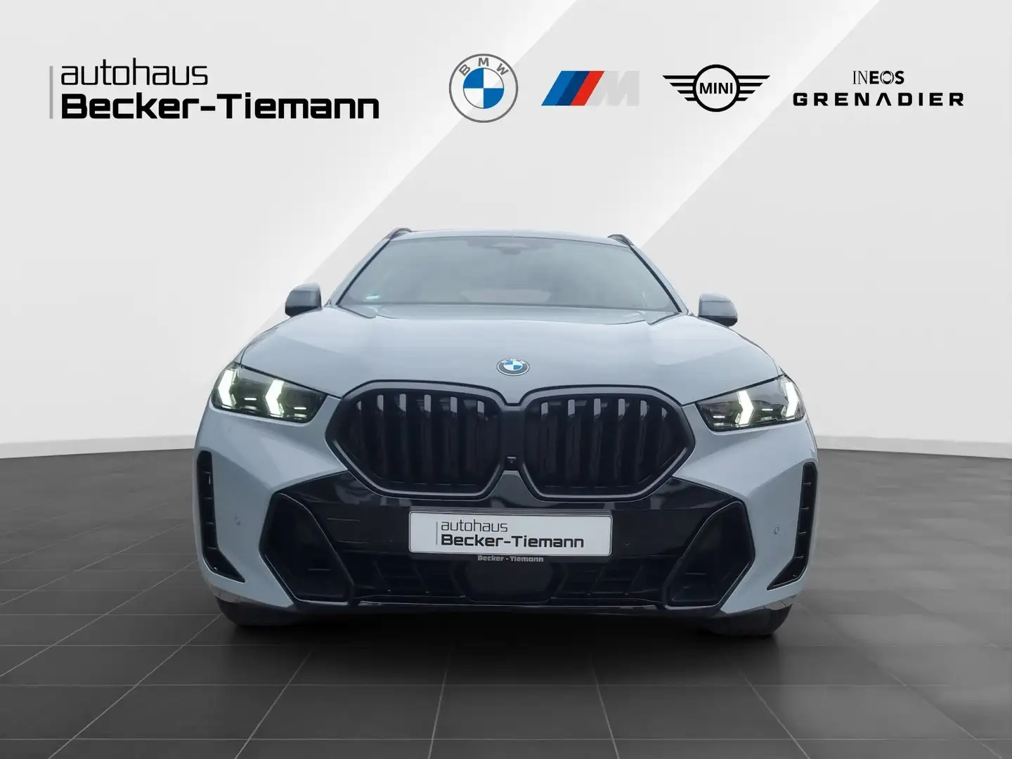 BMW X6 xDrive40d M Sport Pro| Luftfederung| 22"| DAB Grau - 2
