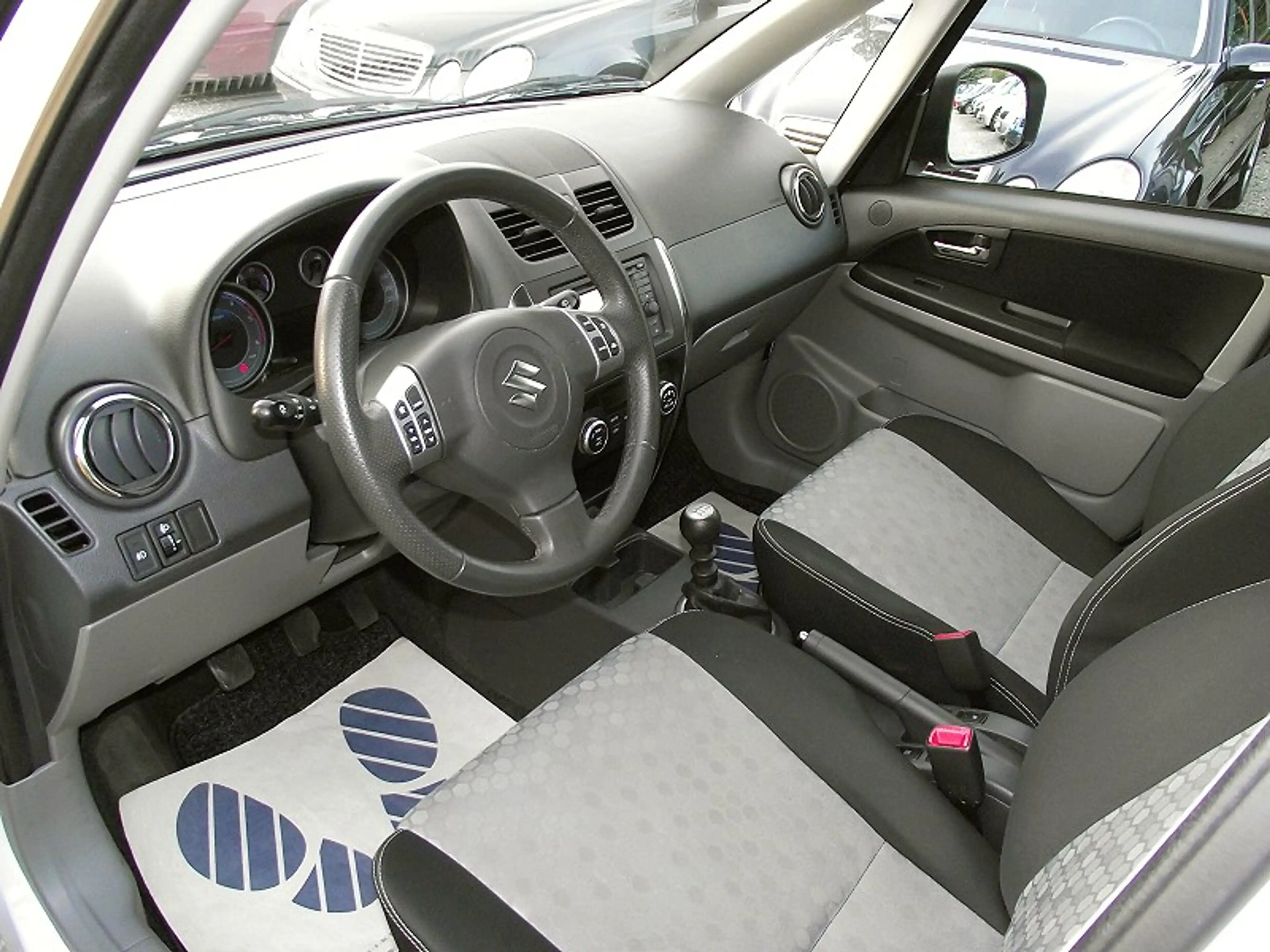 Suzuki SX4 SX4 Diesel 2.0 DDiS 4x2 Style — photo 9