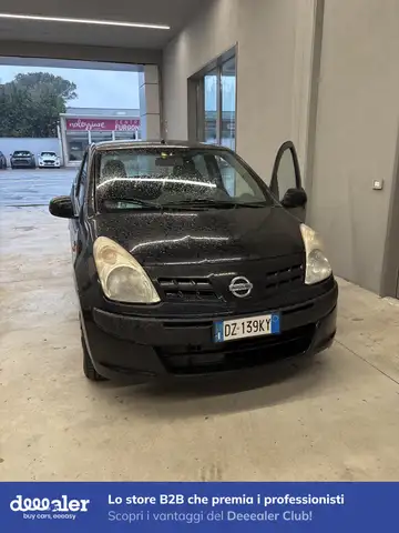 Nissan Pixo