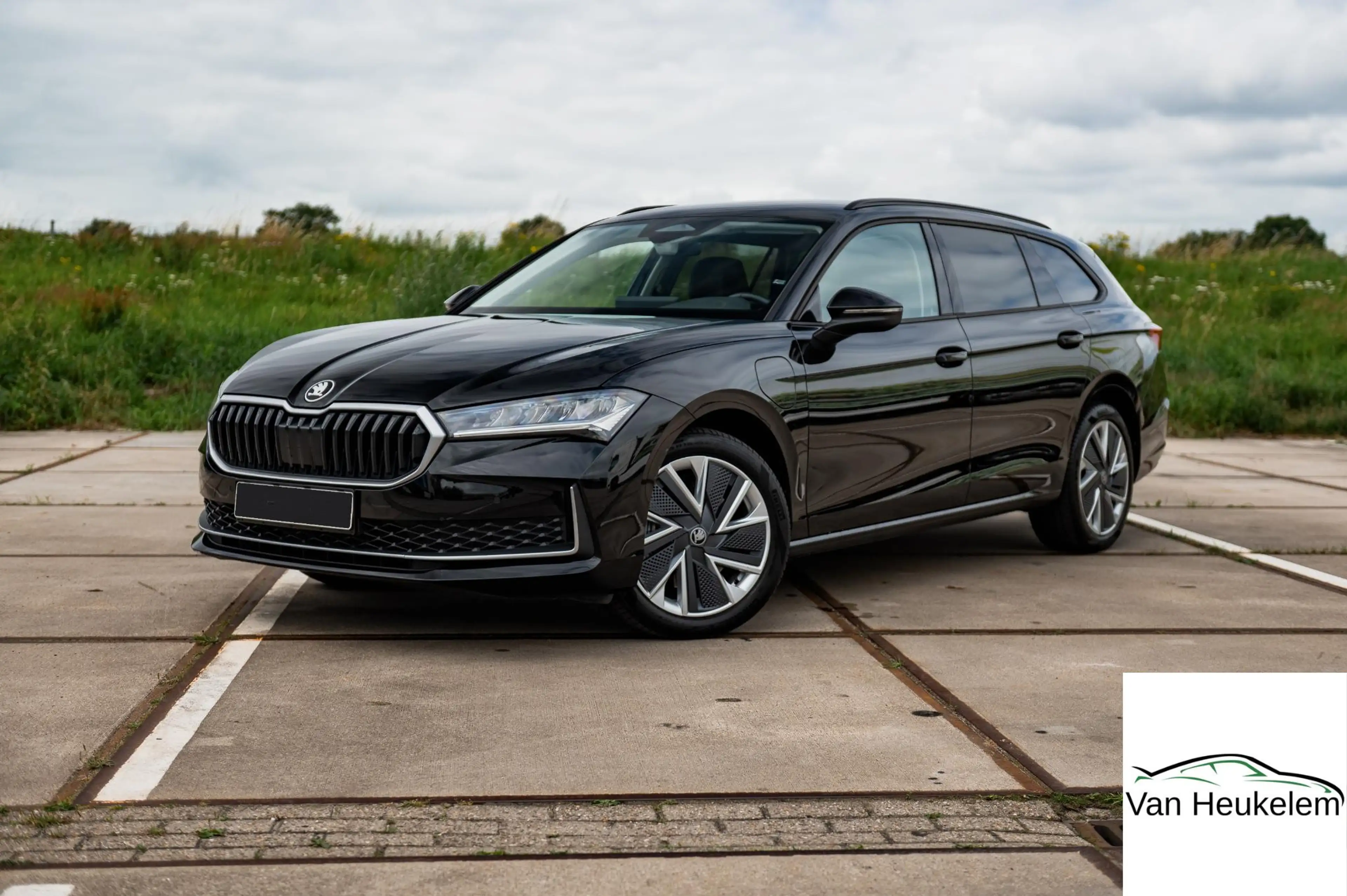 Skoda Superb Combi 1.5 TSI PHEV Selection | TREKHAAK | SUNSET |