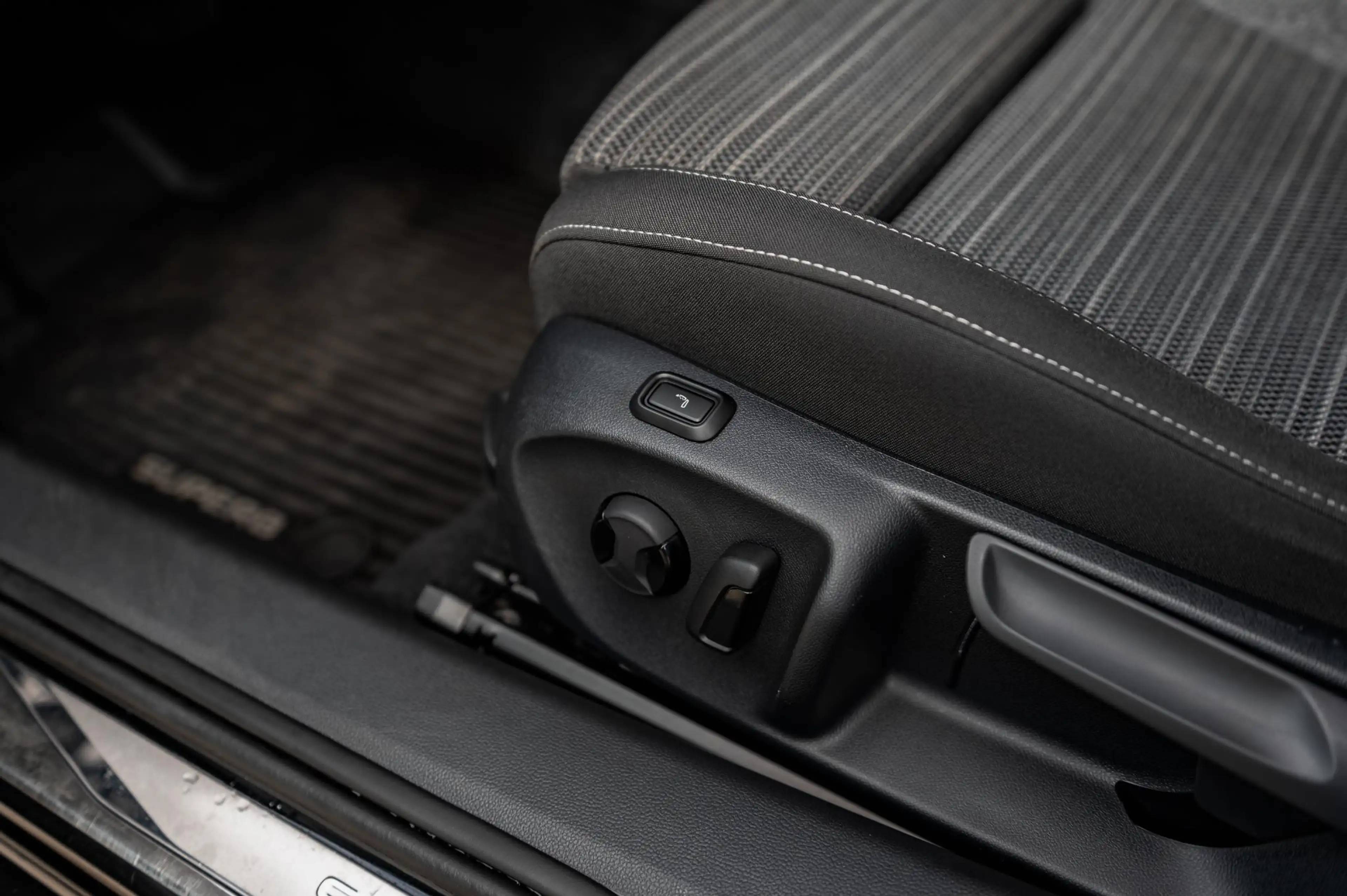 Skoda Superb Combi 1.5 TSI PHEV Selection | TREKHAAK | SUNSET | — photo 15