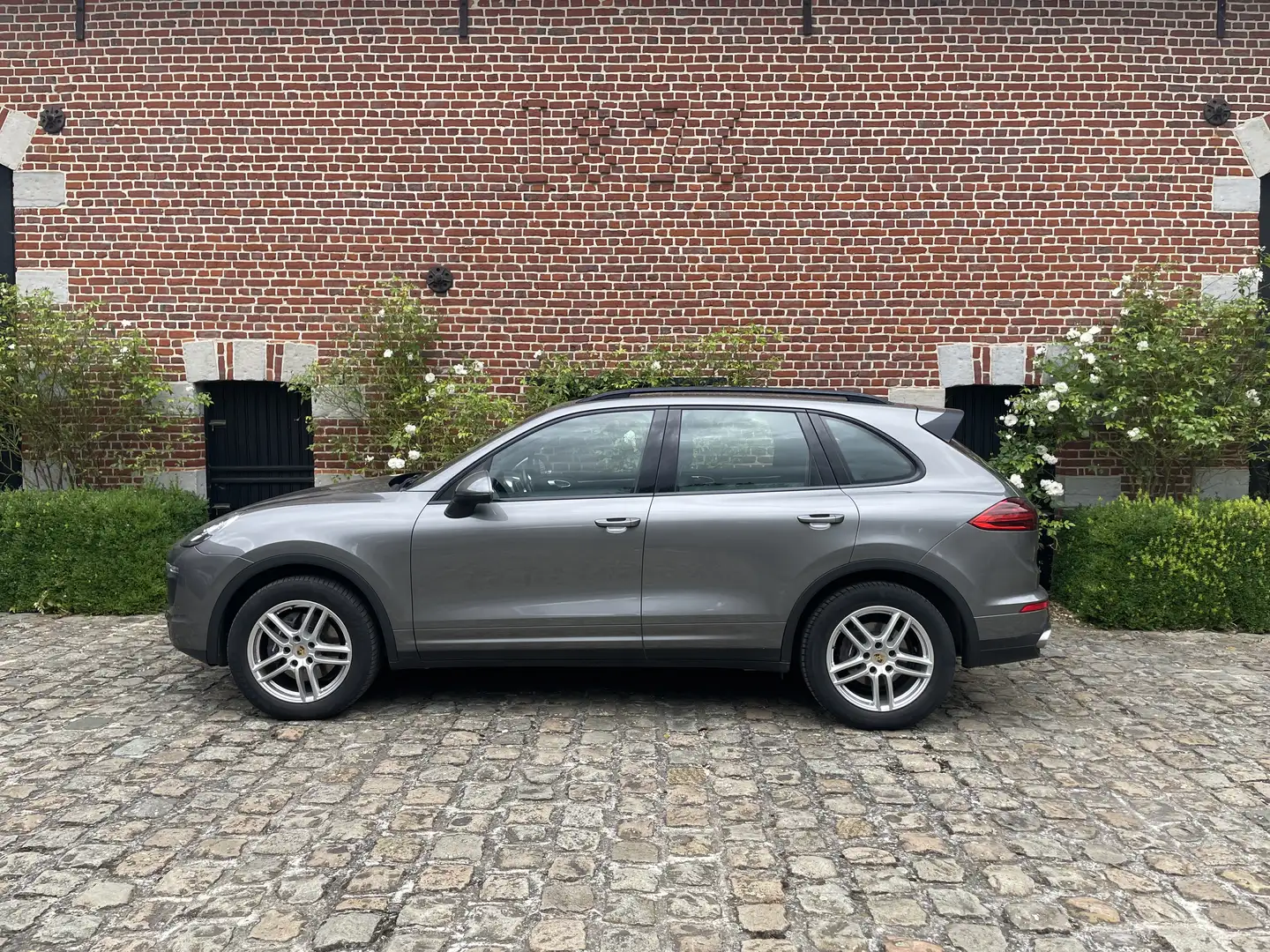 Porsche Cayenne 3.0D V6 262 ch Tiptronic A Gris - 2