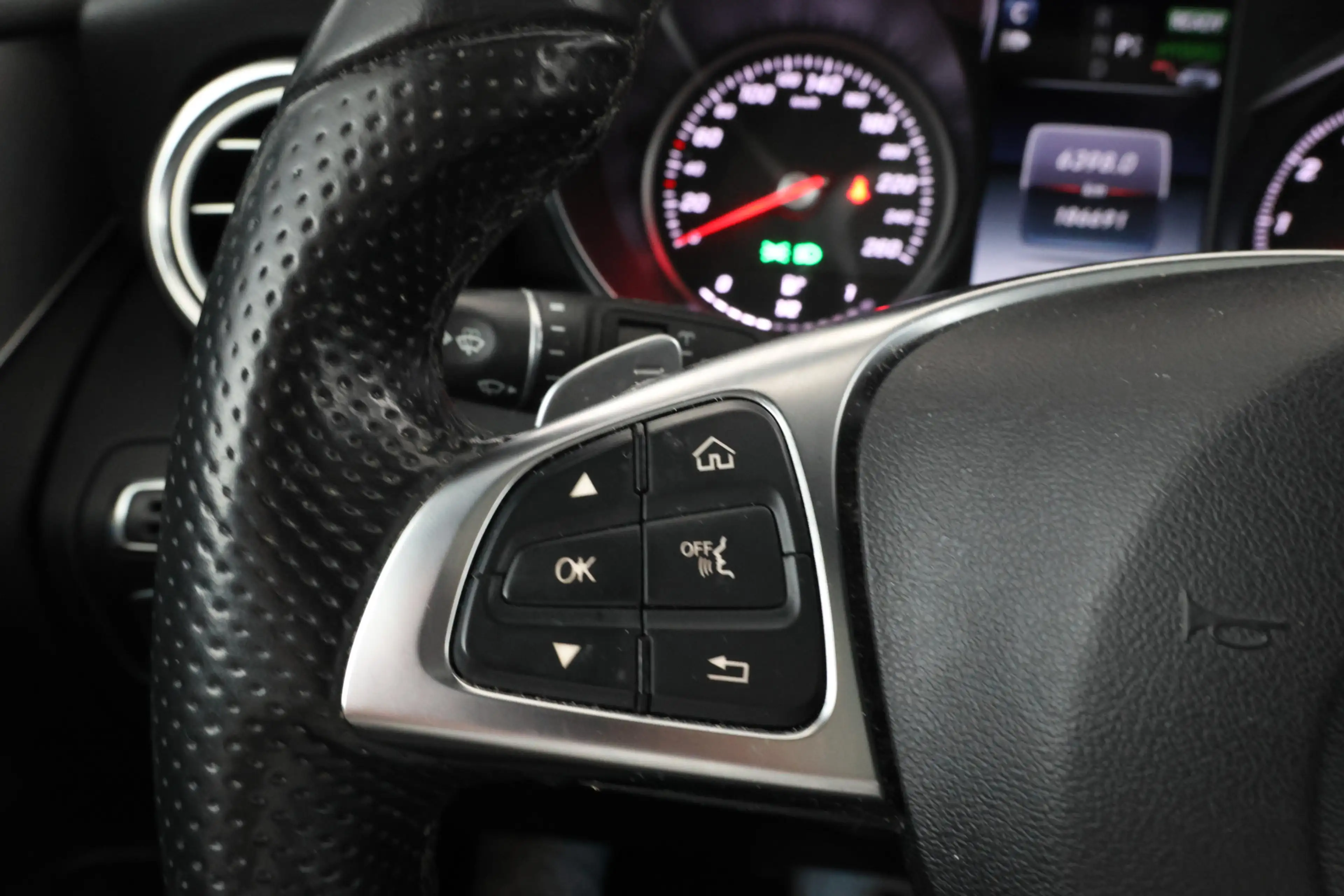 Mercedes-Benz GLC 350 350e 4MATIC Premium Plus Panorama, Navigatie, — photo 23