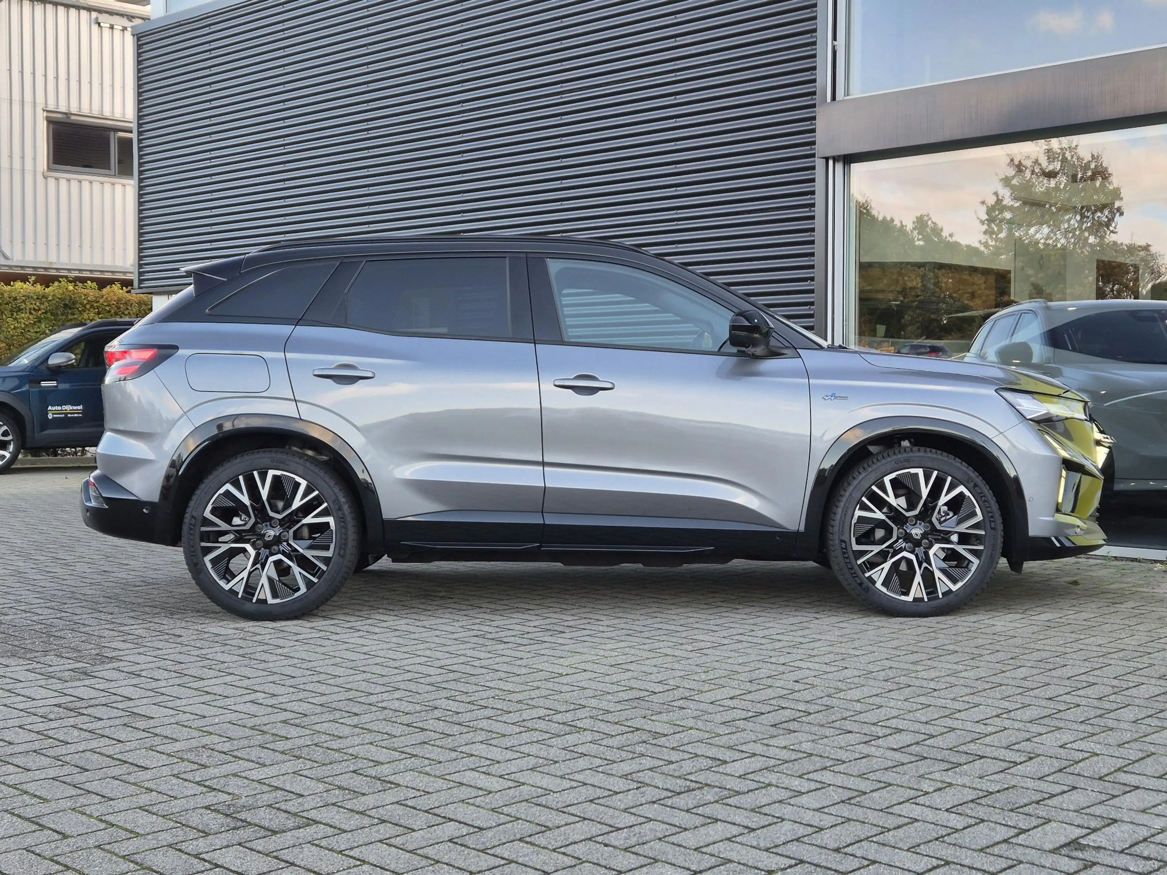 Renault Austral 1.2 E-Tech full hybrid 200 esprit Alpine All Seaso — photo 6