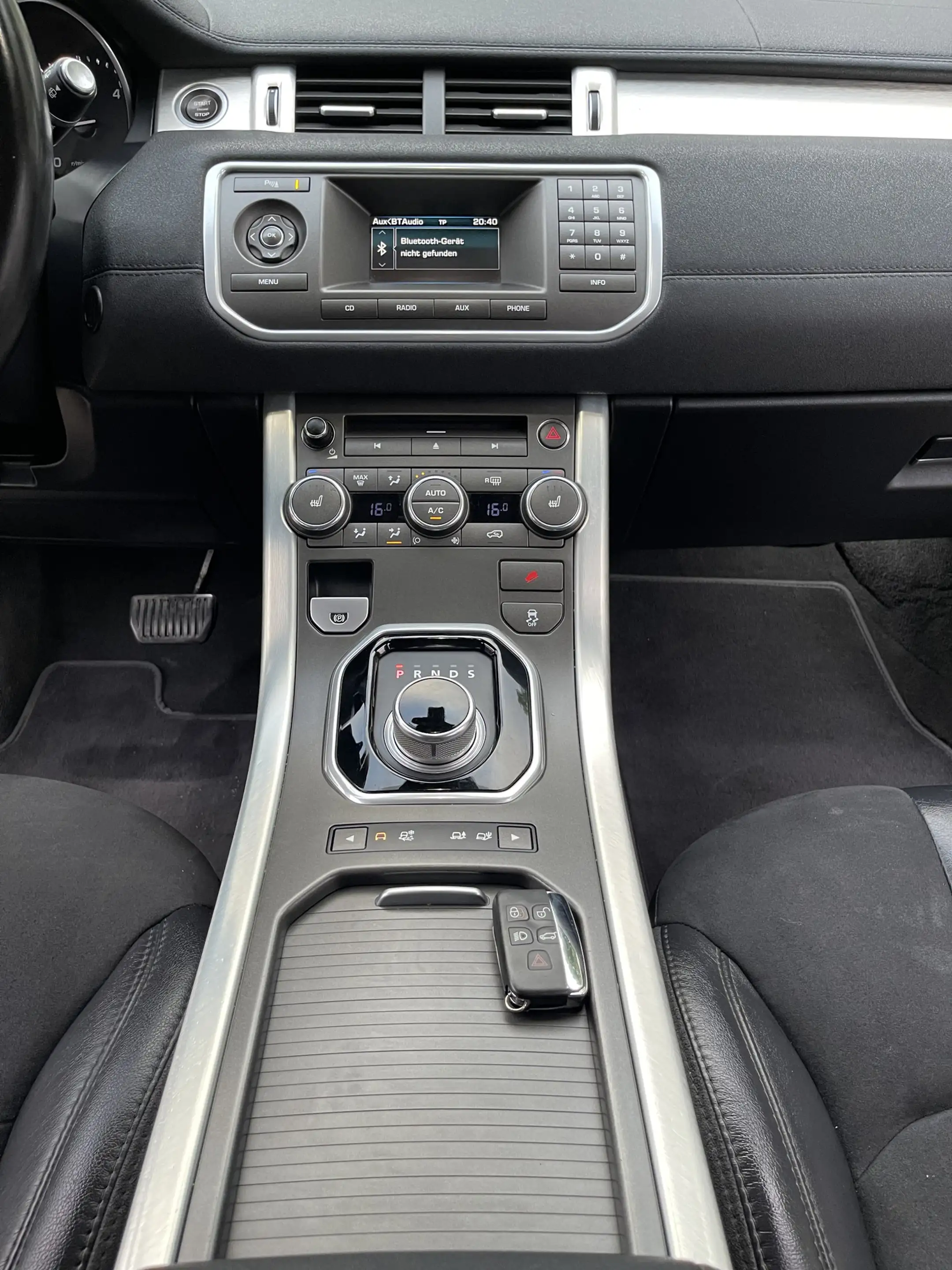 Land Rover Range Rover Evoque Pure 2.2 TD4| AUTOMATIK| SPORT| PDC| TEMPO| KLIMA| — photo 9