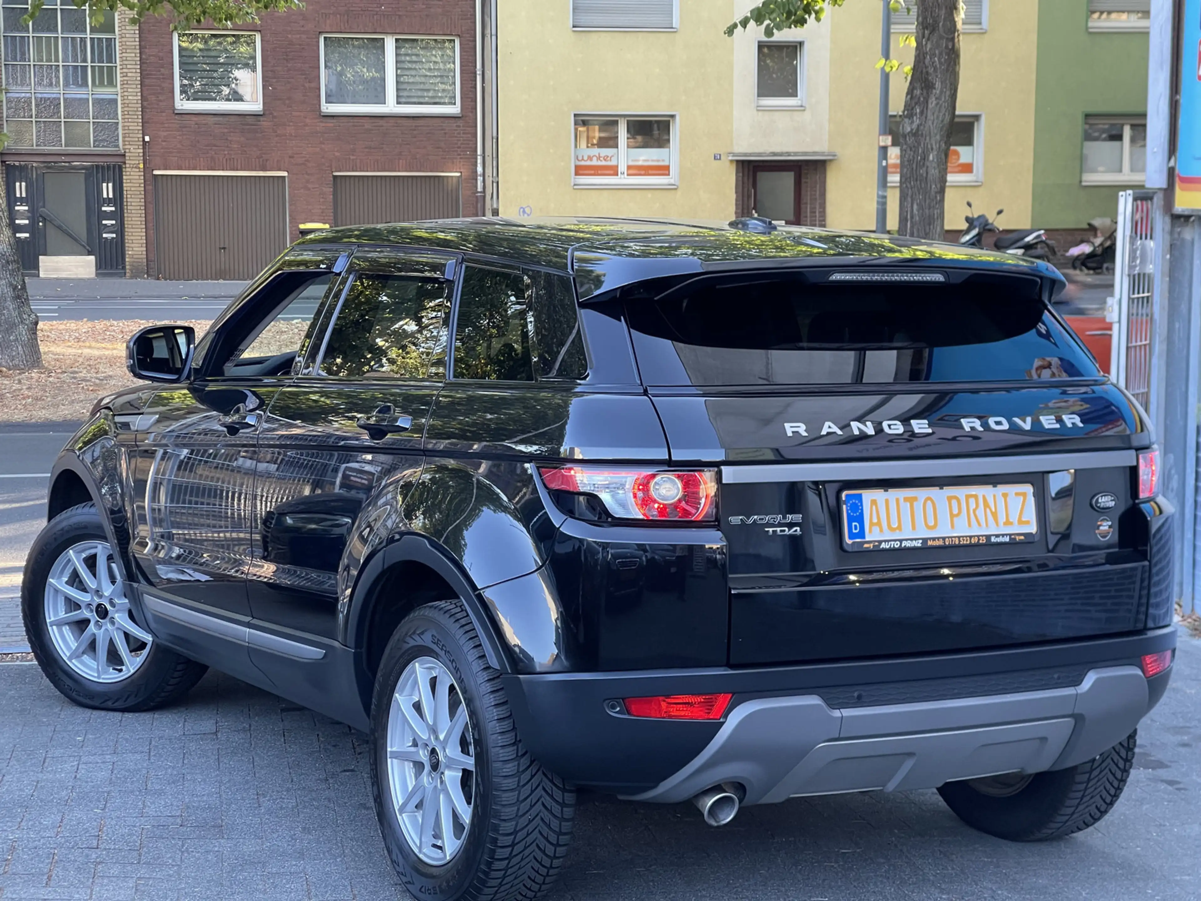 Land Rover Range Rover Evoque Pure 2.2 TD4| AUTOMATIK| SPORT| PDC| TEMPO| KLIMA| — photo 3