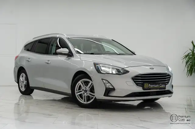 Ford Focus view 6