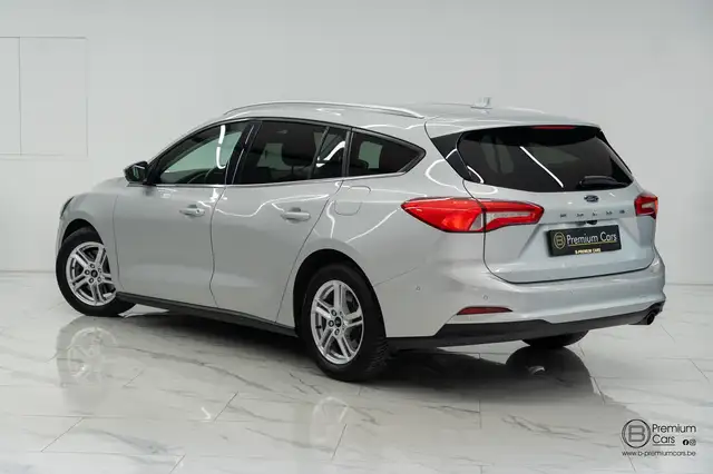 Ford Focus view 13