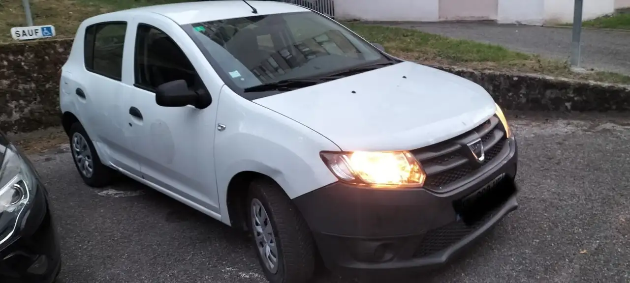 Dacia Sandero Sandero — photo 2