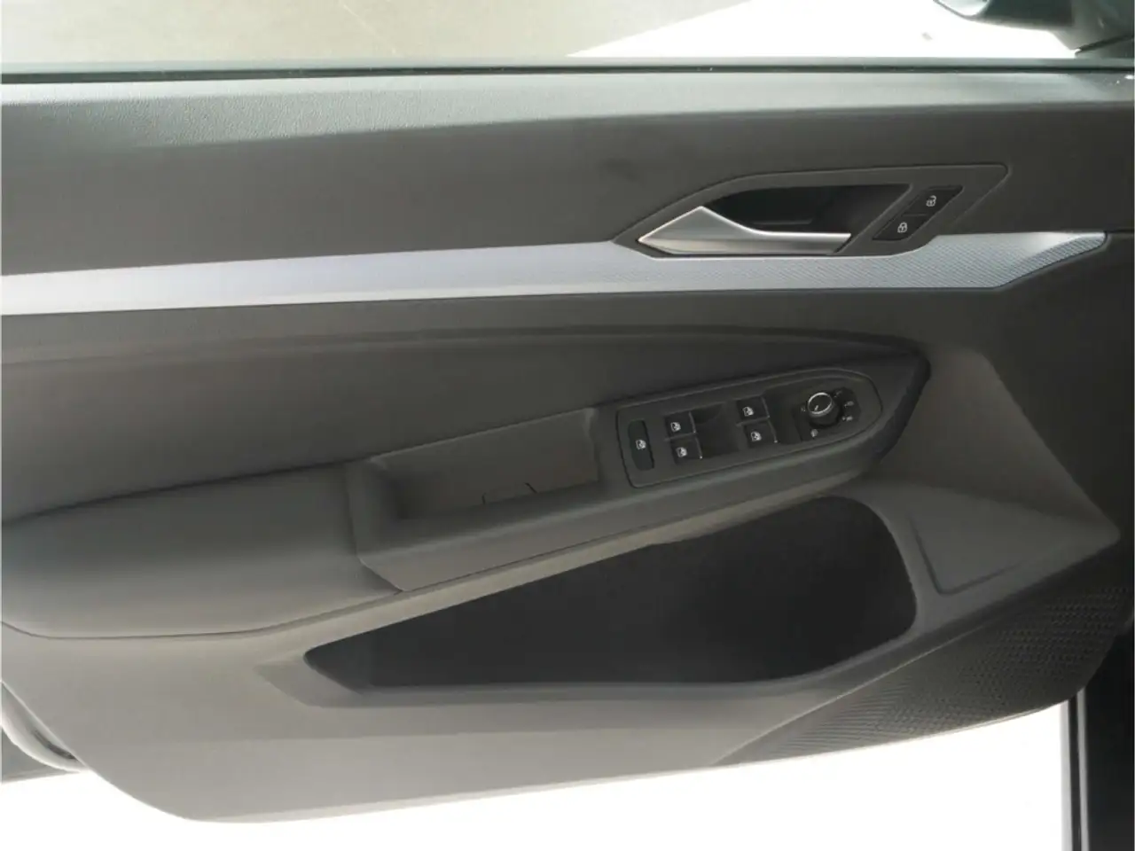 Volkswagen Golf 1.5 eTSI GOAL DSG NAV/LED/ACC/Kamera, миниатюра 16