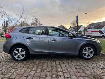 V40 D2 Kinetic + Winter Set