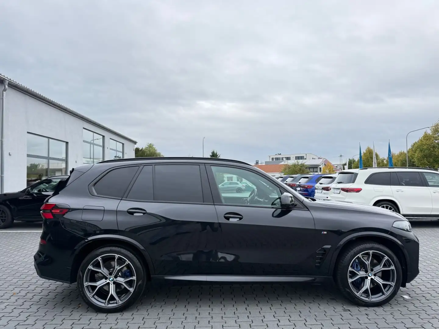 BMW X5 *40xd*MSPORTPAKET*360°ACC*HUD*AHK*DAB*LESER* Schwarz - 1