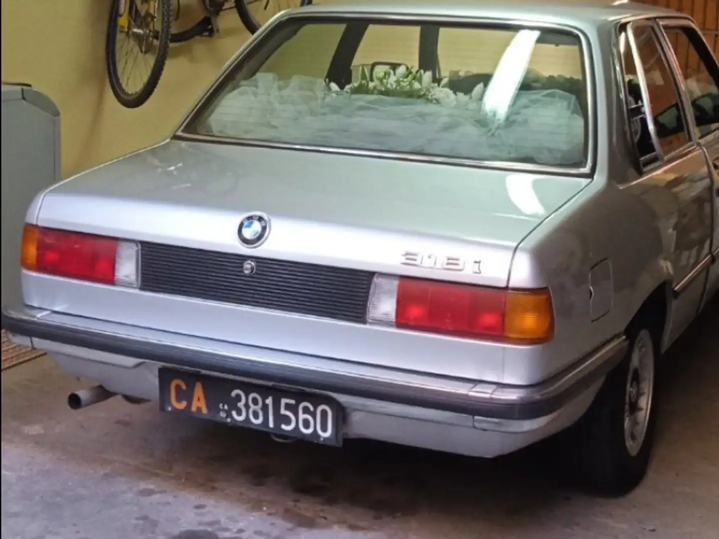 BMW 318 318i 2p - 2