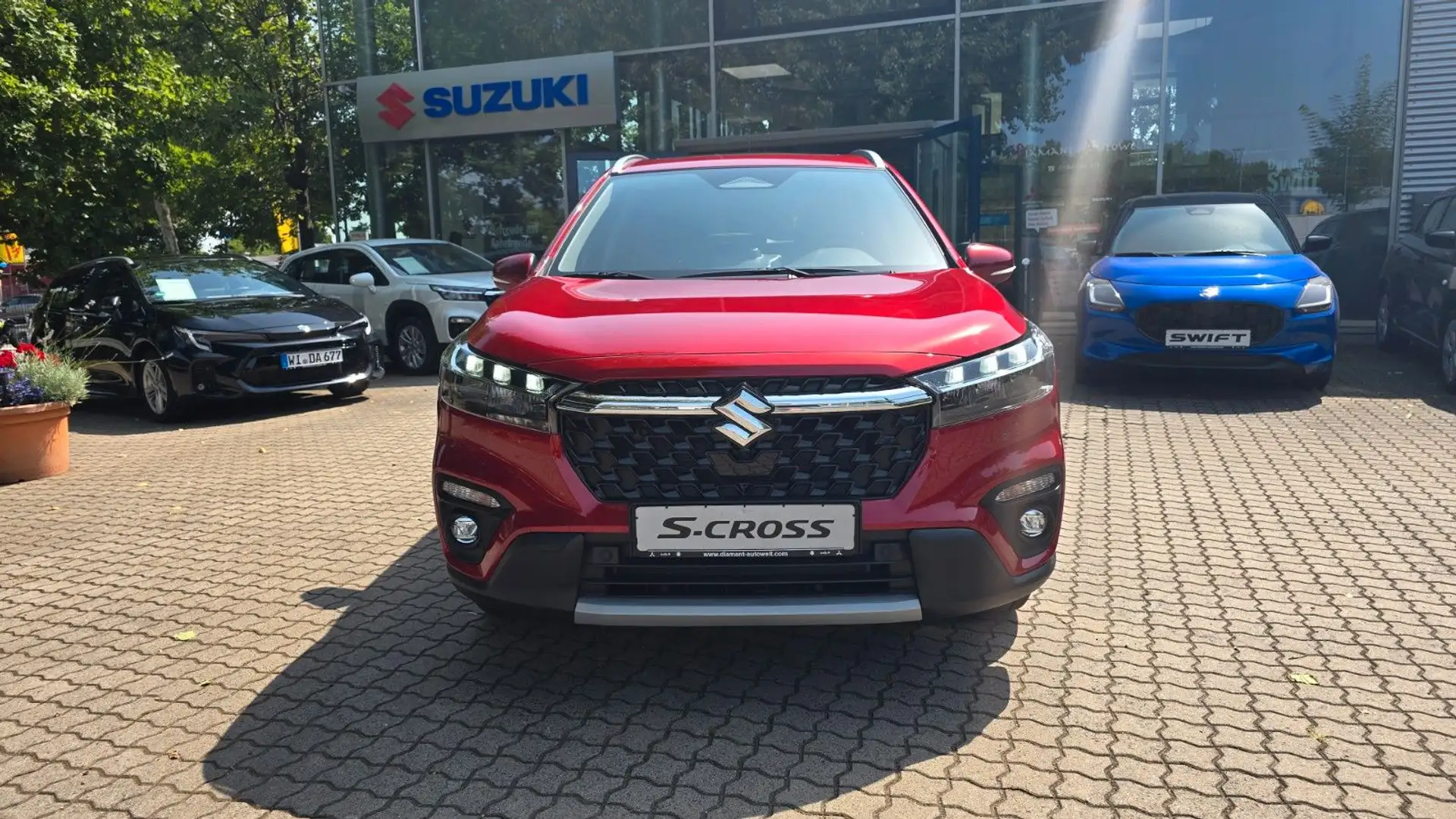 Suzuki S-Cross 1,5 Hybrid Allgrip AGS Comfort+ Rouge - 2