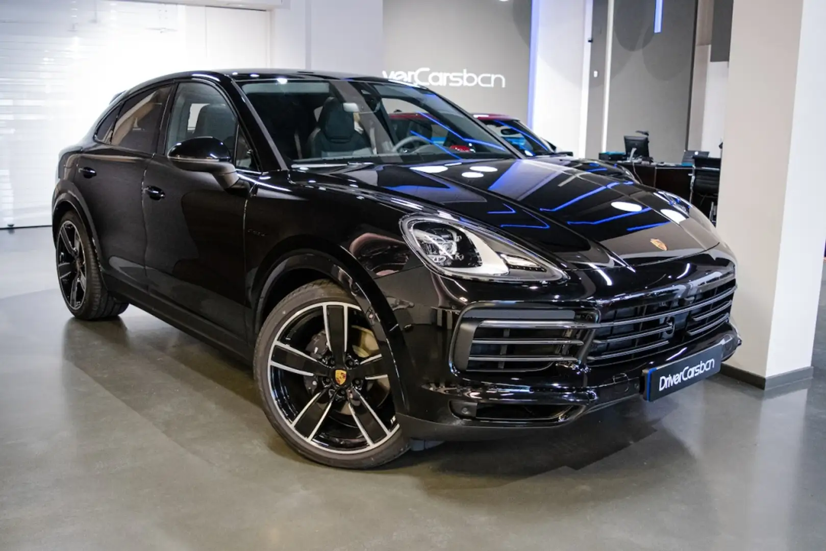 Porsche Cayenne E-Hybrid Platinum Edition Coupé Aut. Schwarz - 2