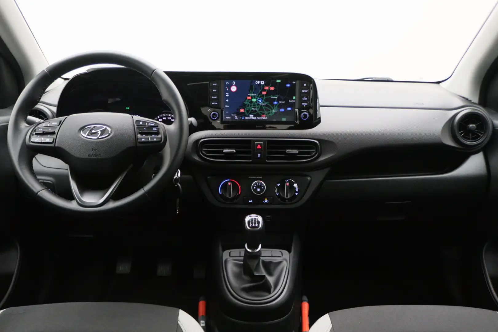 Hyundai i10 1.0 Comfort Smart Rouge - 2