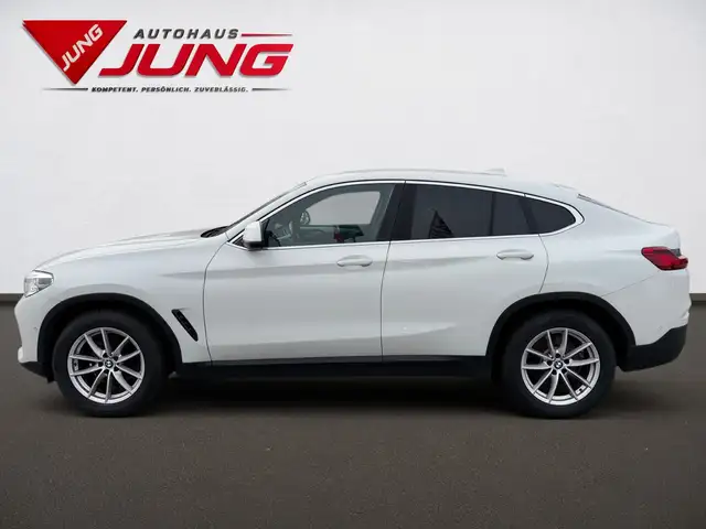 BMW X4 view 7