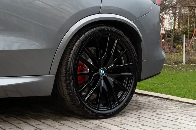 BMW X5 X5 view 8
