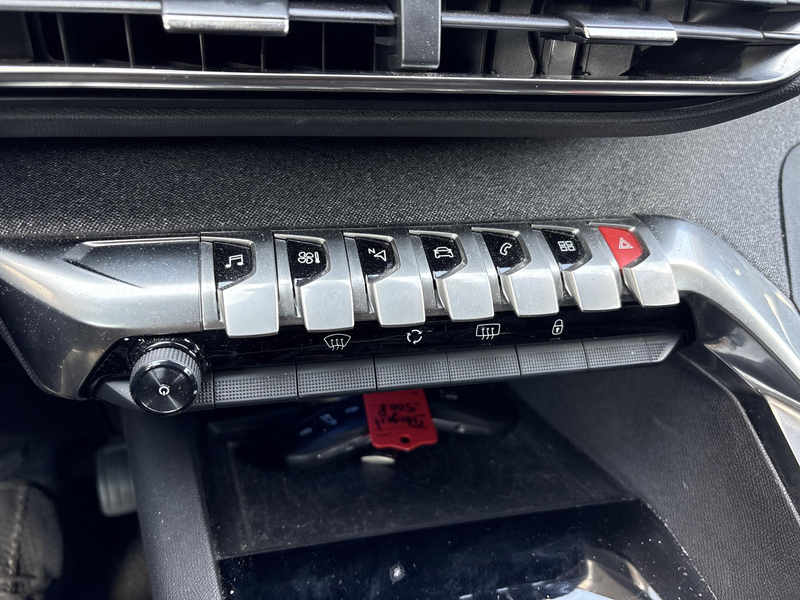 Peugeot 5008 1.2 PureTech Blue Lease Premium | € 8.200,- NETTO! — photo 11