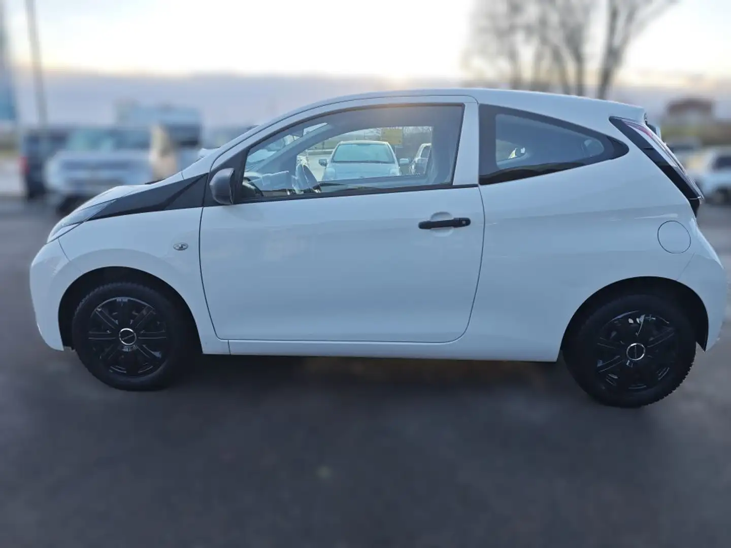 Toyota Aygo X Weiß - 2